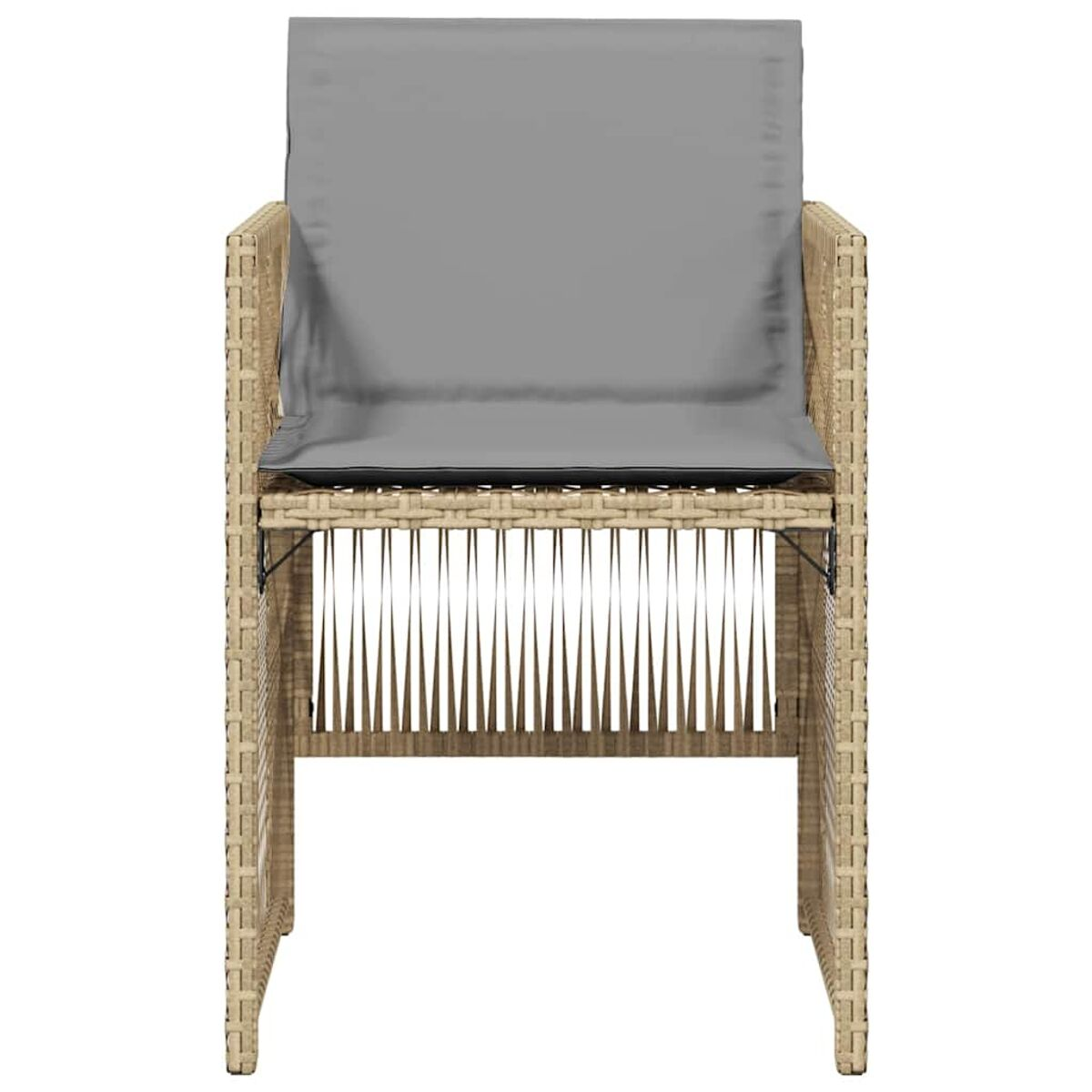 Rattanstuhl mit grauem Kissen. Beige Farbe, schlichtes Design. Vorderansicht.