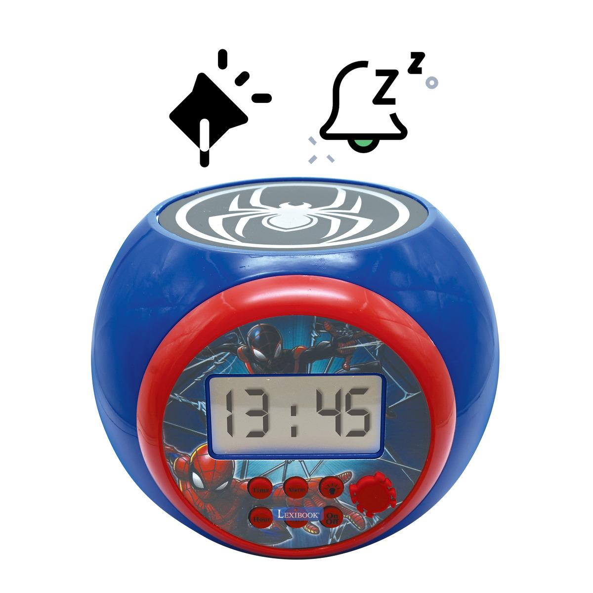 Un despertador de Spider-Man con una pantalla digital e iconos para dormir y una varita mágica.