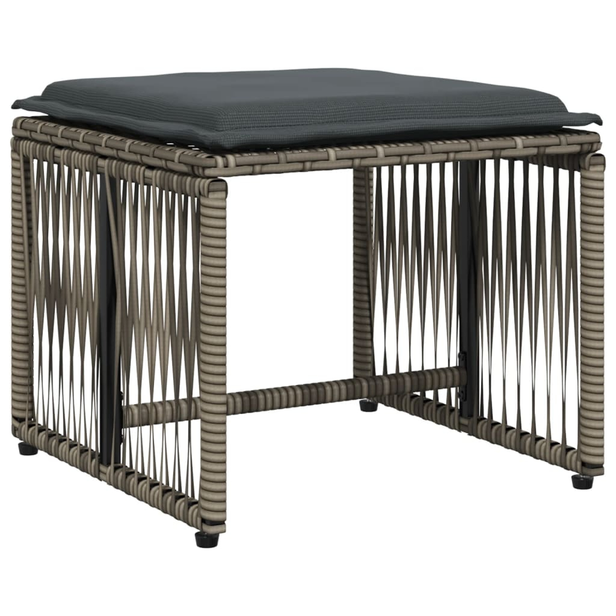 Pouf in rattan con cuscino grigio. Struttura in rattan intrecciato, cuscino grigio sopra. Forma quadrata.