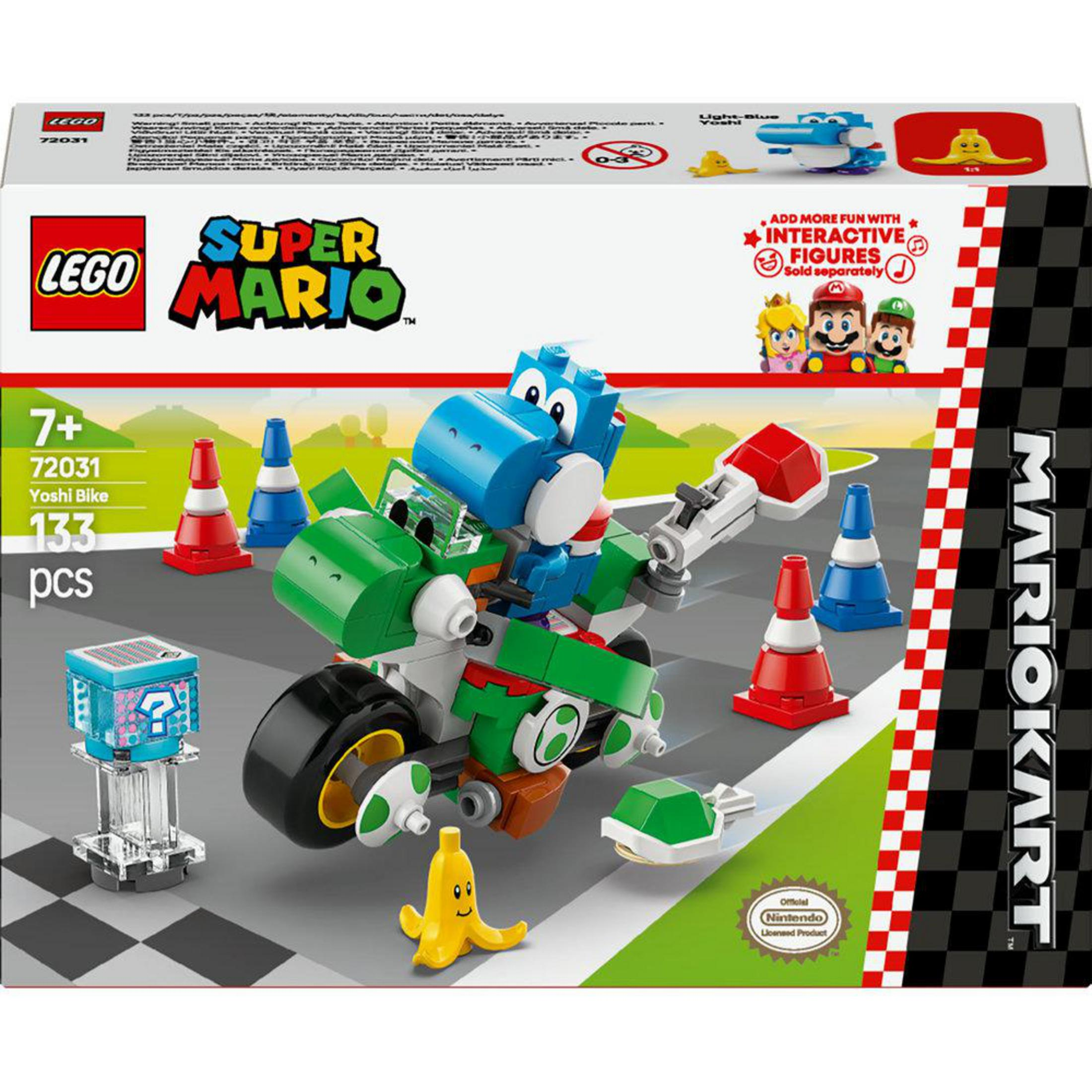 Lego Super Mario set. Yoshi-fiets, kegels, banaan, doos met Mario Kart tekst.