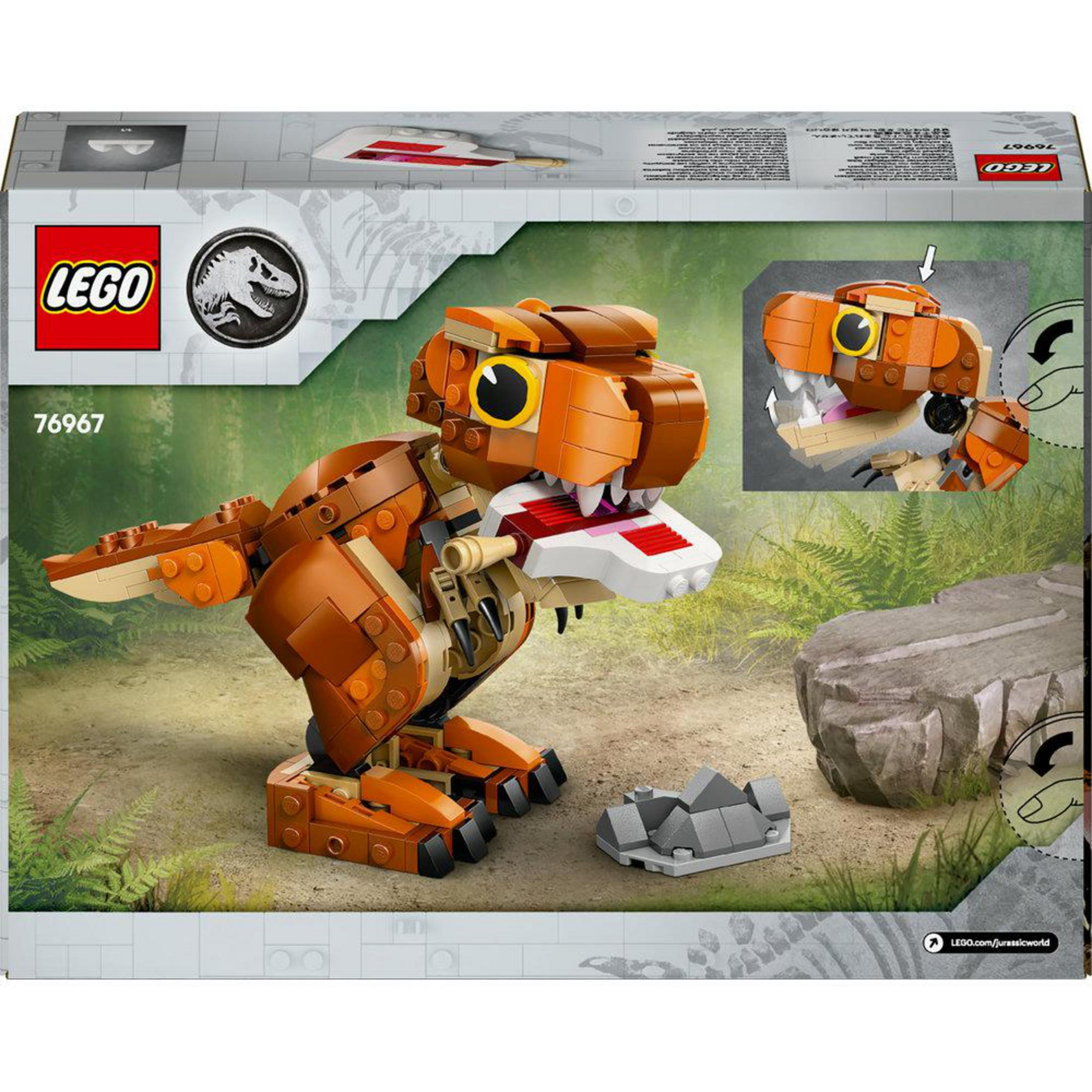 LEGO Jurassic World dinosaurusmodel, T-Rex, bruin en oranje, met bot, doos en rots.