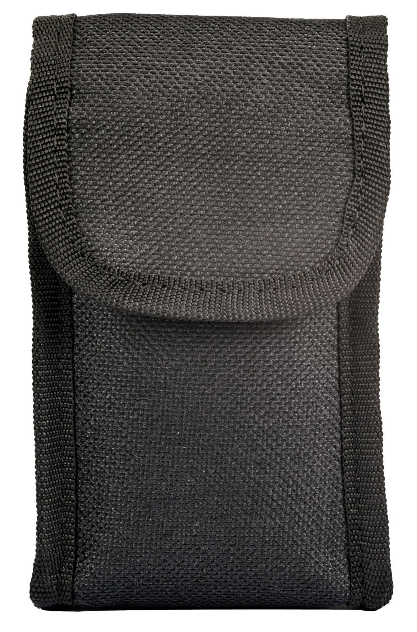 Eine schwarze Tasche für ein Werkzeug mit einer Klappe und einem genähten Rand.
