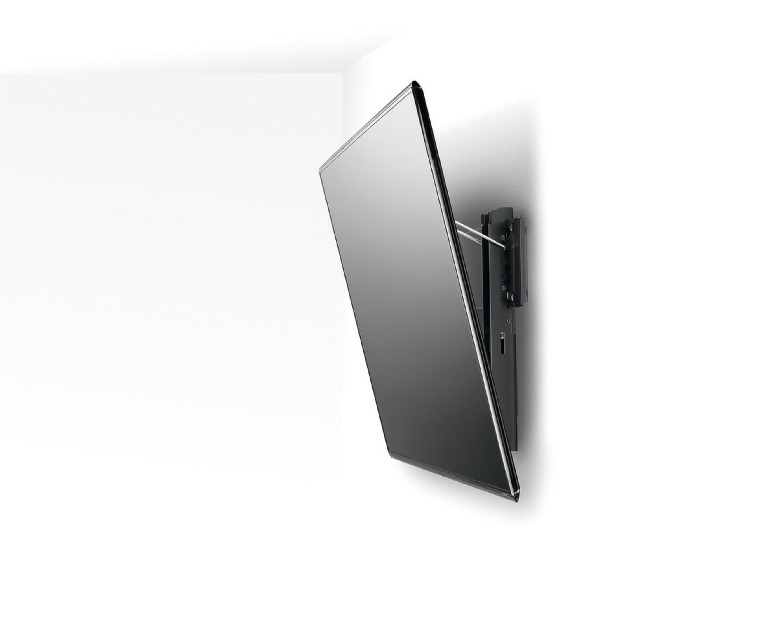 Telewizor zamontowany na białej ścianie. Widok pod kątem. Czarny ekran. Czarny uchwyt.