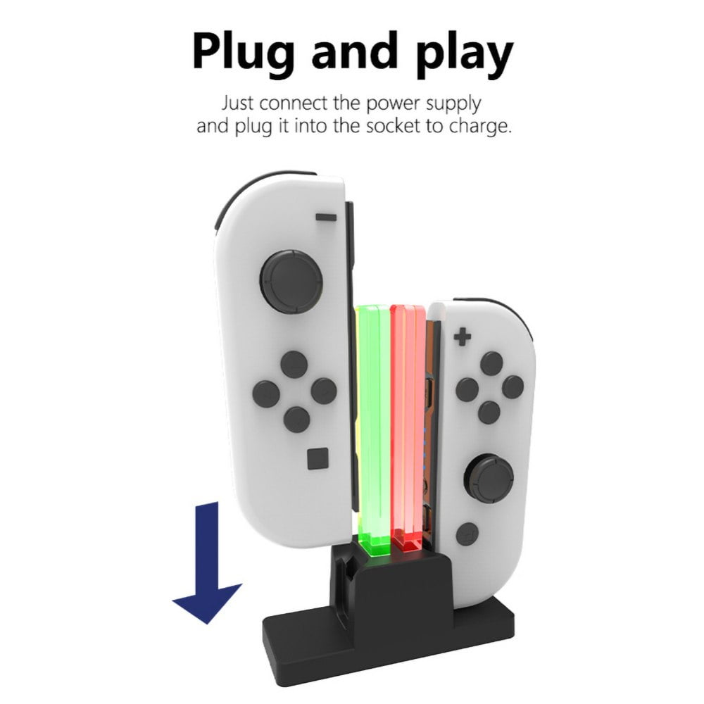 Weiße Controller-Dockingstation mit Controllern, grüne und rote Lichtindikatoren. Text 'Plug and play'.