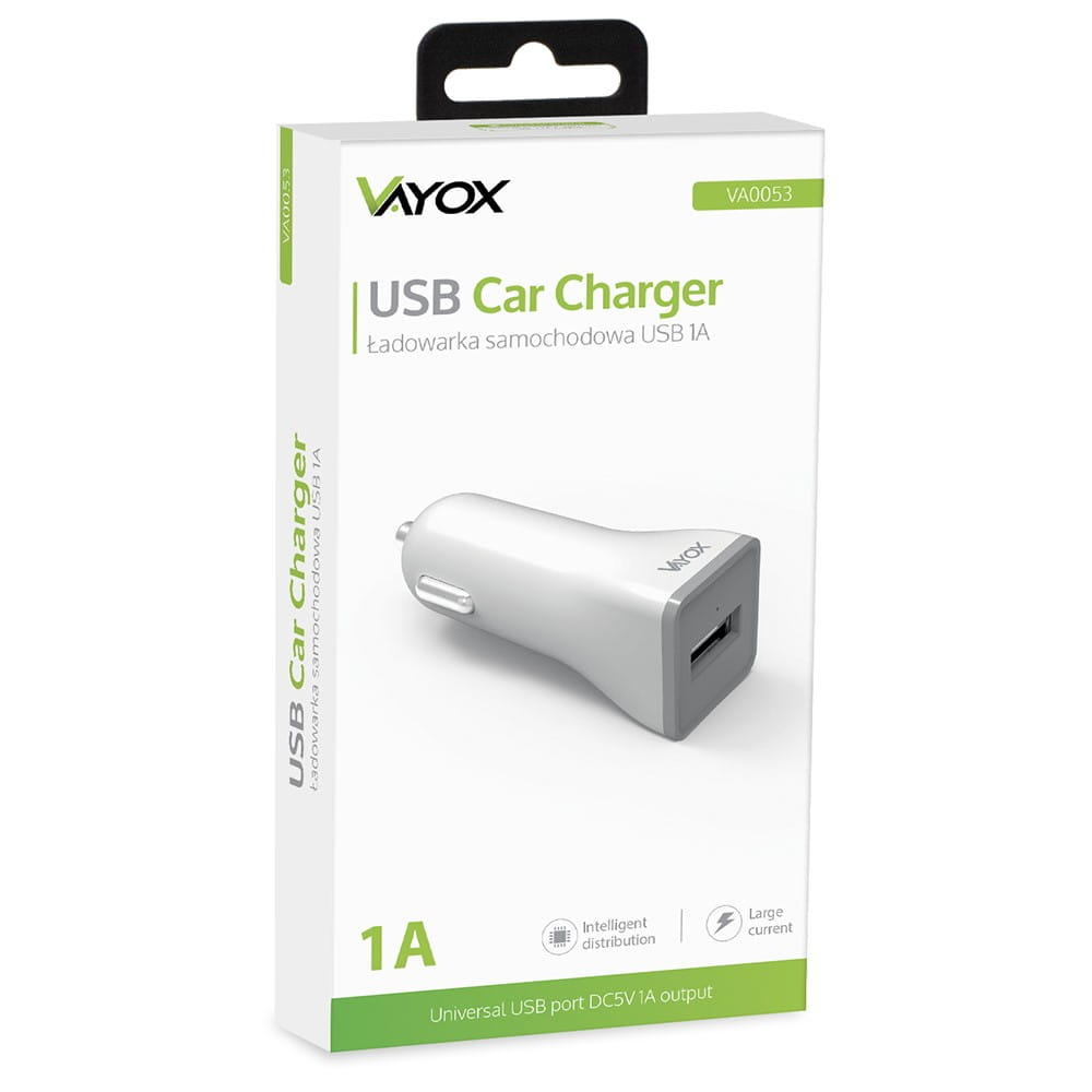 Zapakowana ładowarka samochodowa USB. Białe tło, produkt jest biały i srebrny.