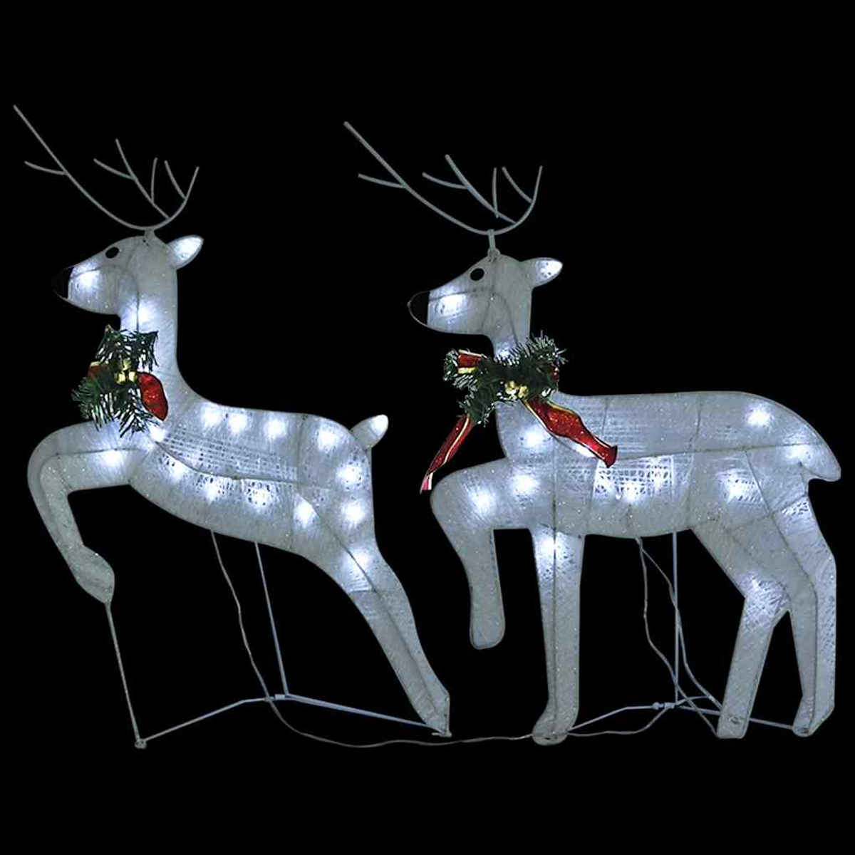 Zwei beleuchtete Rentierdekorationen für Weihnachten, mit Lichtern und festlichen Schleifen.