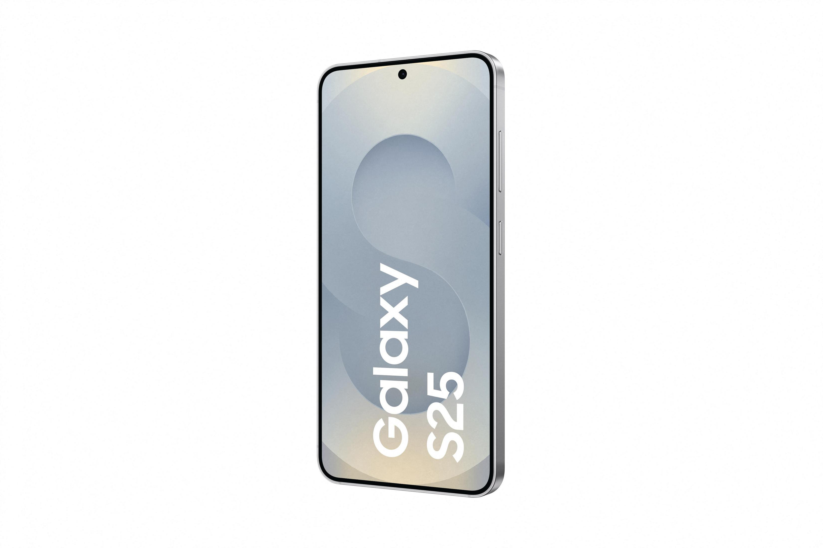 Widok z boku srebrnego telefonu Galaxy S25 z nazwą telefonu na ekranie.