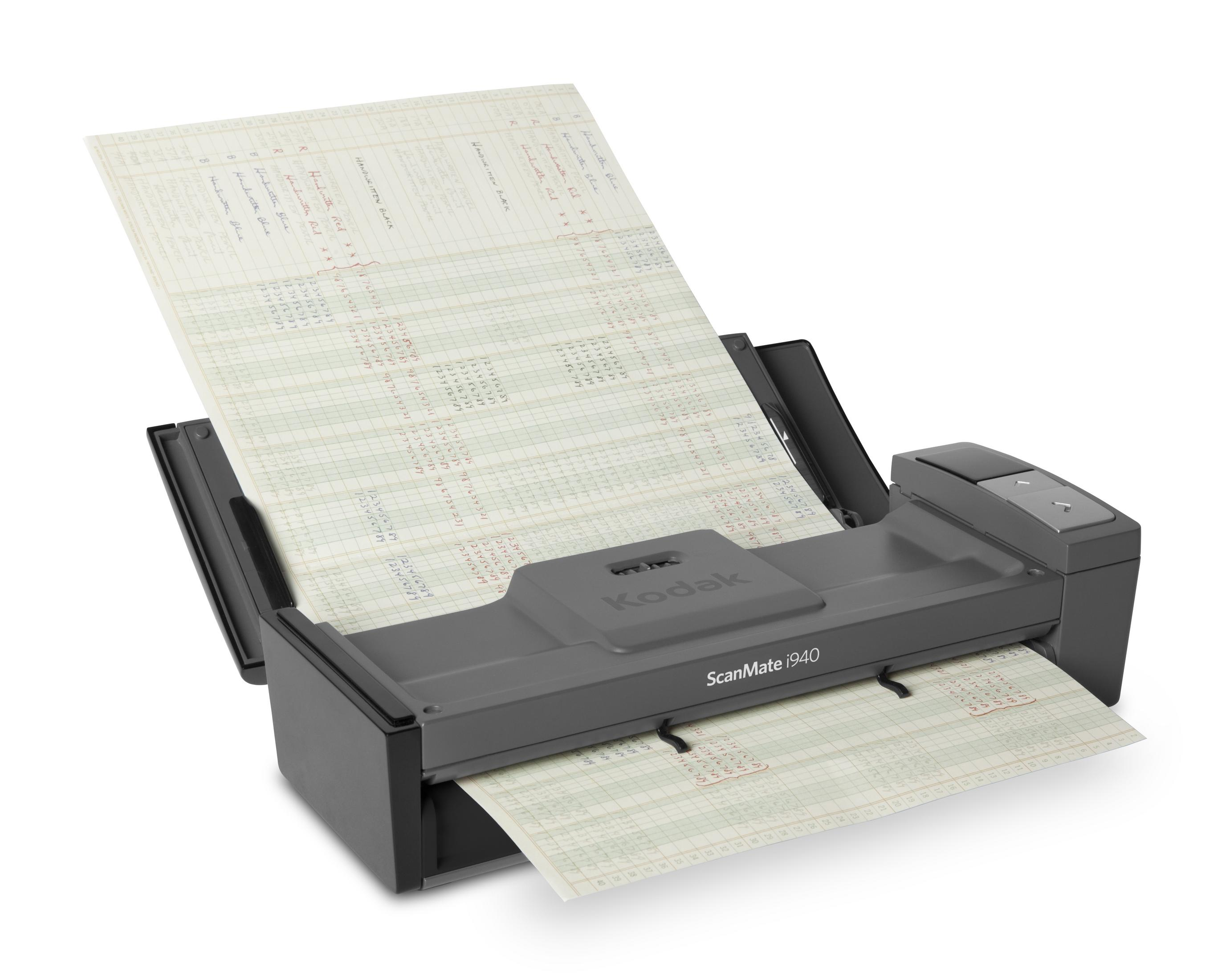 Skaner Kodak ScanMate 1940. Skanuje arkusze papieru. Tło jest białe.
