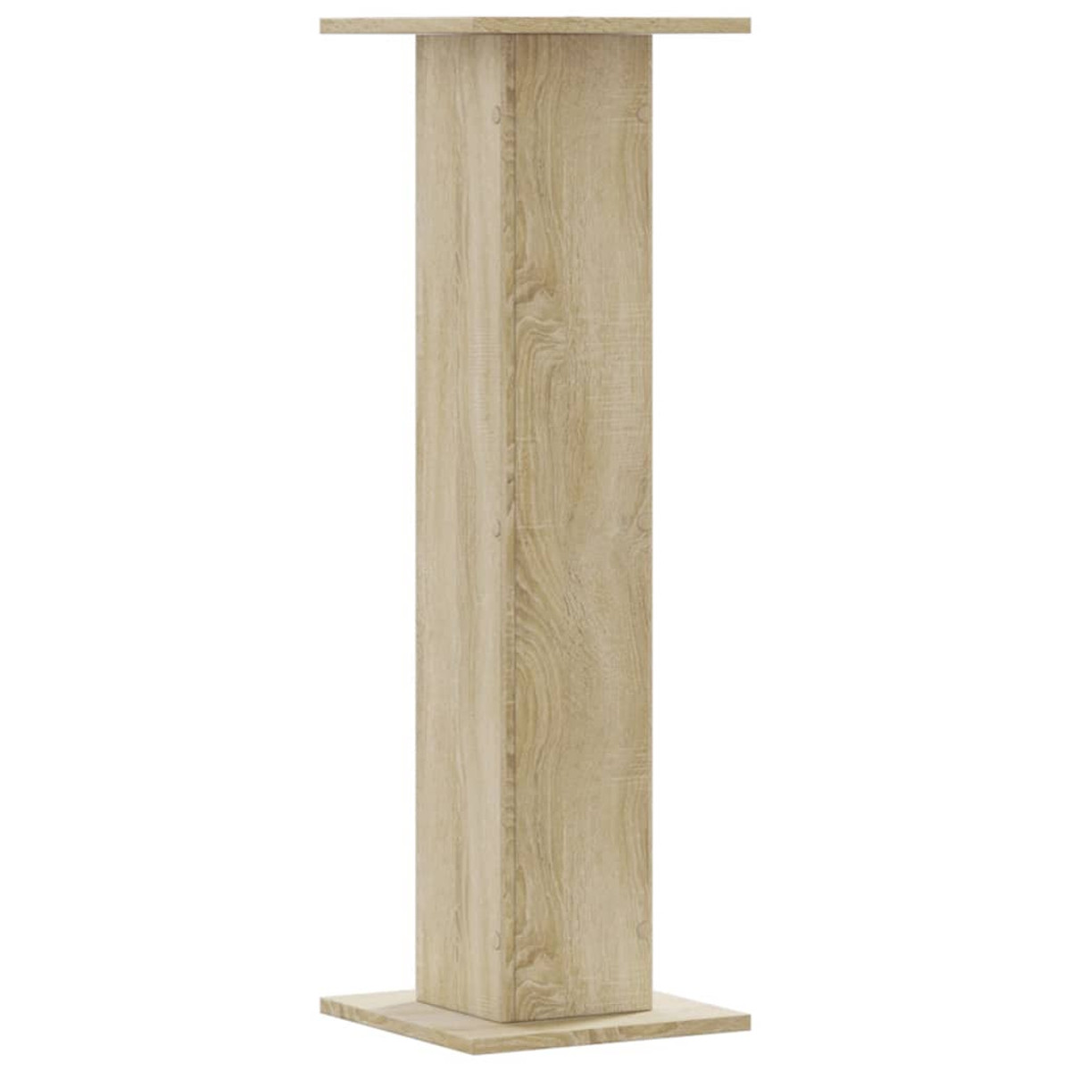 Rechteckige Holzsäule, helles Holz, isoliert auf weißem Hintergrund, zeigt die Struktur.