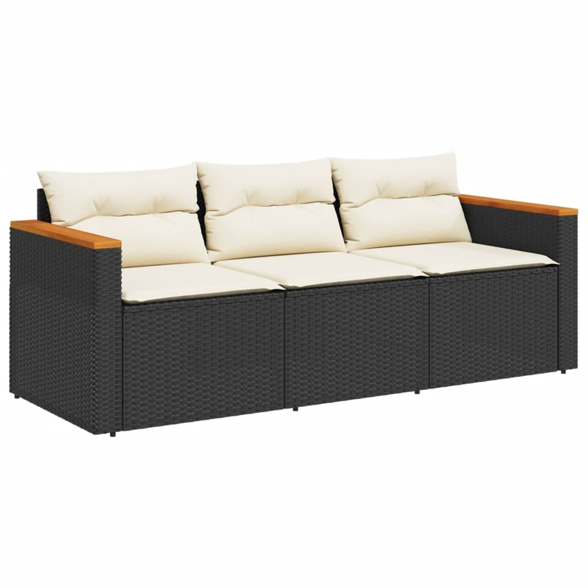 Schwarzes geflochtenes Sofa mit drei Kissen und Holzarmlehnen, vor weißem Hintergrund.