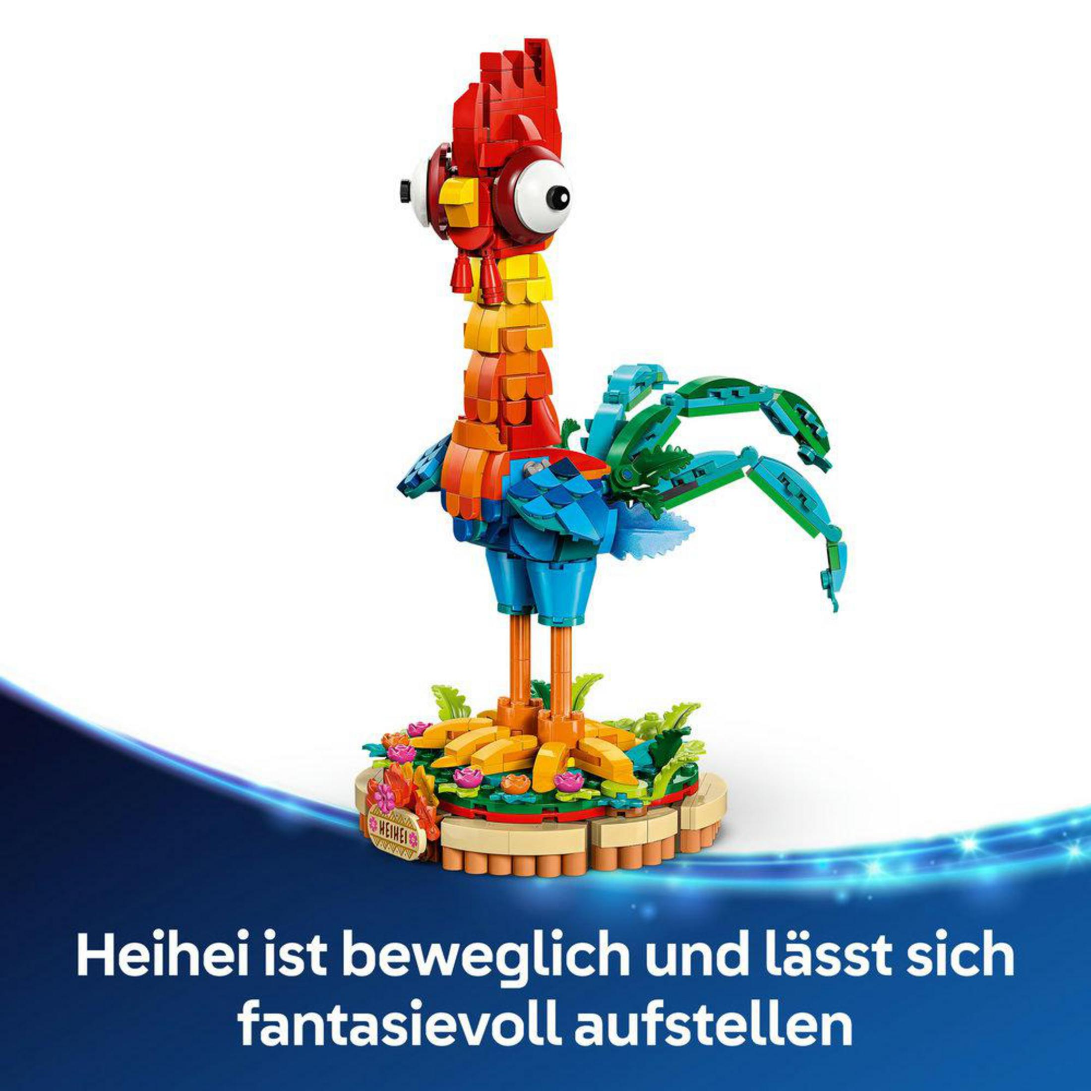 Renkli tüyleri ve tabanı olan Lego Heihei horoz oyuncağı.