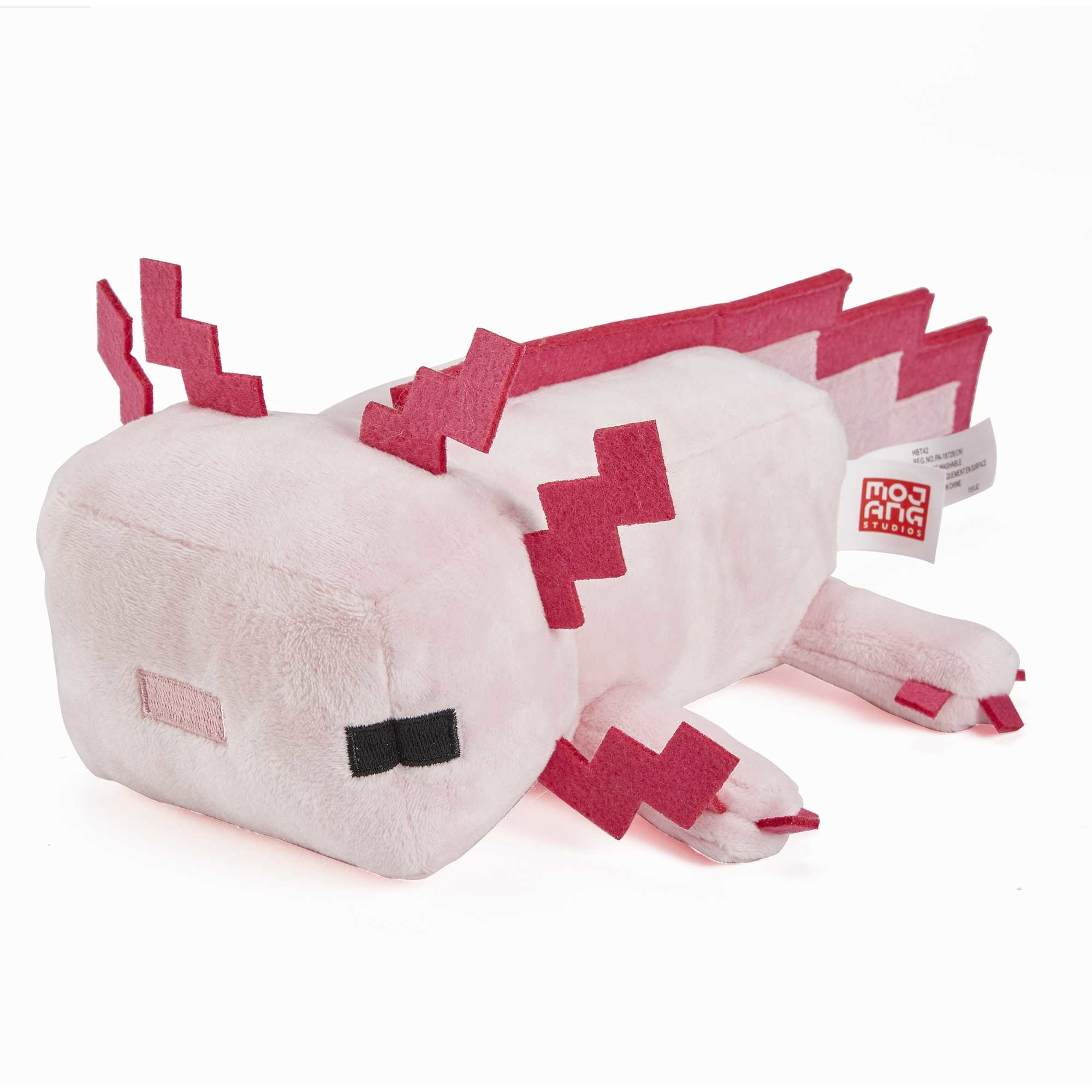 Peluche axolotl rosa di Minecraft con dettagli rossi. Sfondo bianco, sdraiato.