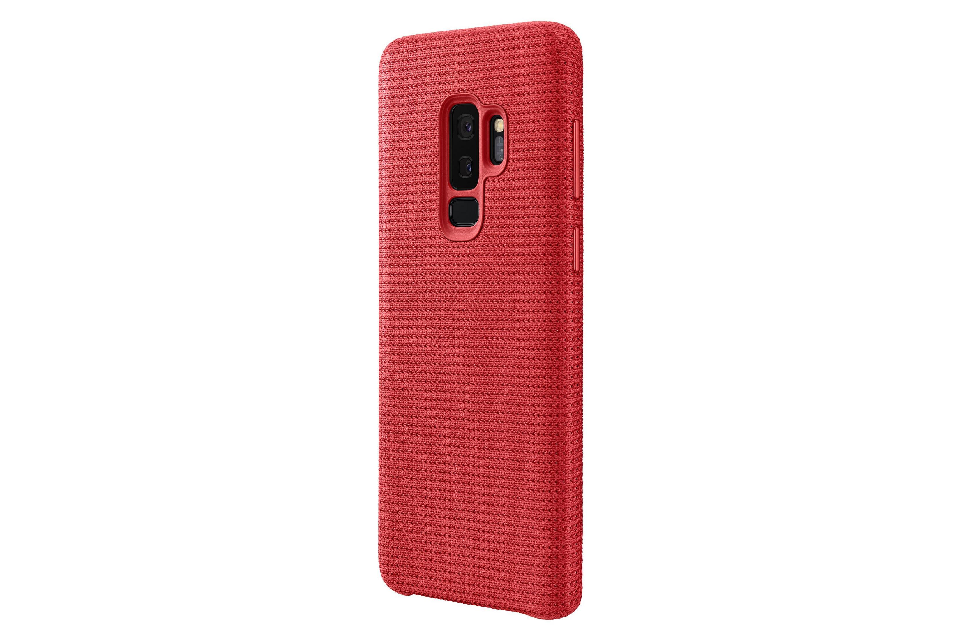Custodia per telefono rossa con superficie strutturata. La custodia ha una fotocamera.
