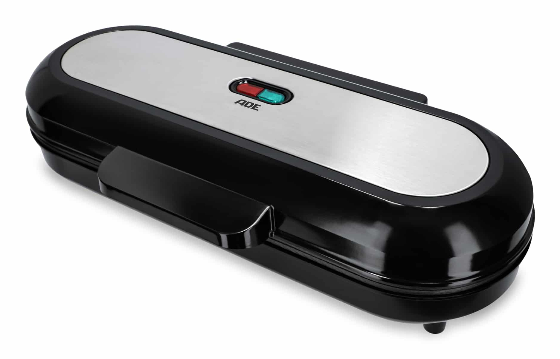 Czarny i srebrny opiekacz do kanapek z etykietą ADE.