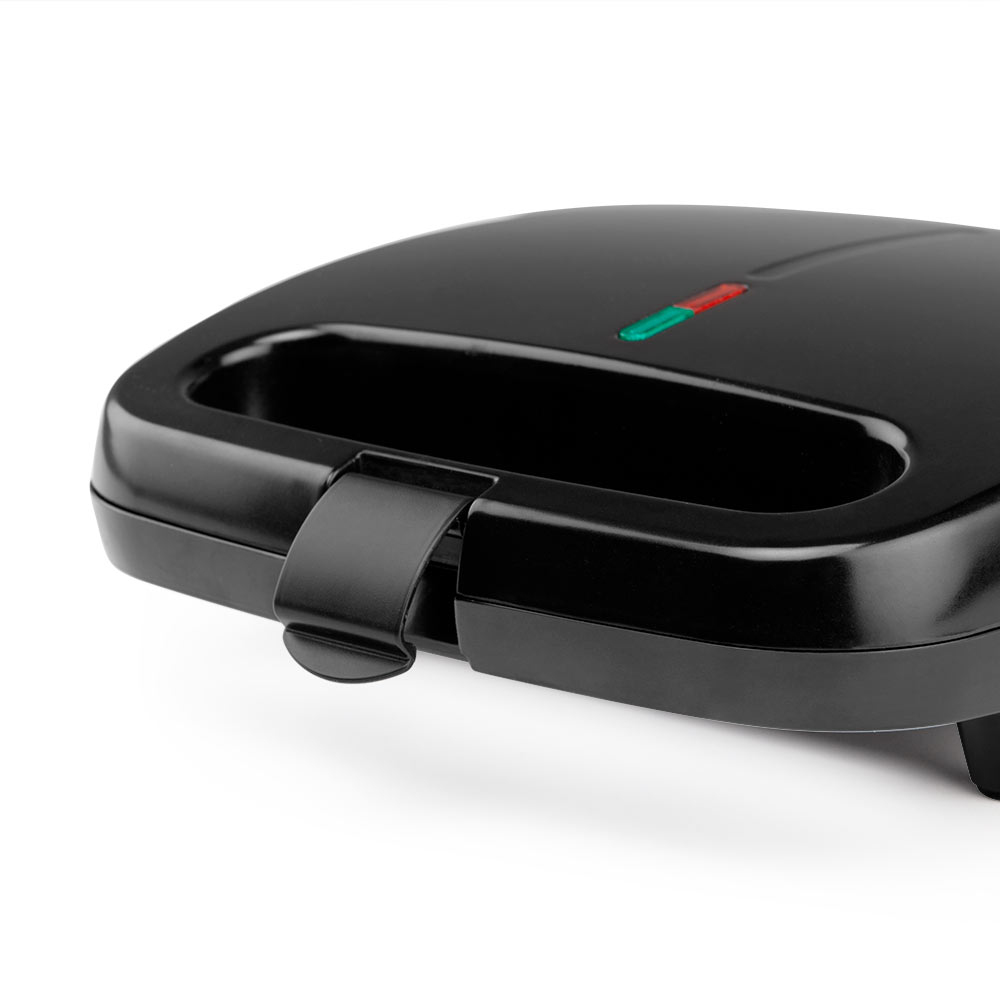 Sandwich maker nero con indicatore luminoso verde e rosso.