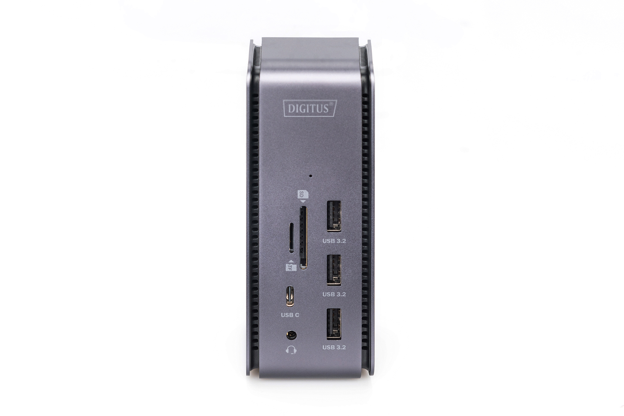 Silberne digitale Dockingstation. Mit mehreren Anschlüssen, darunter USB 3.2, USB-C und Klinke.
