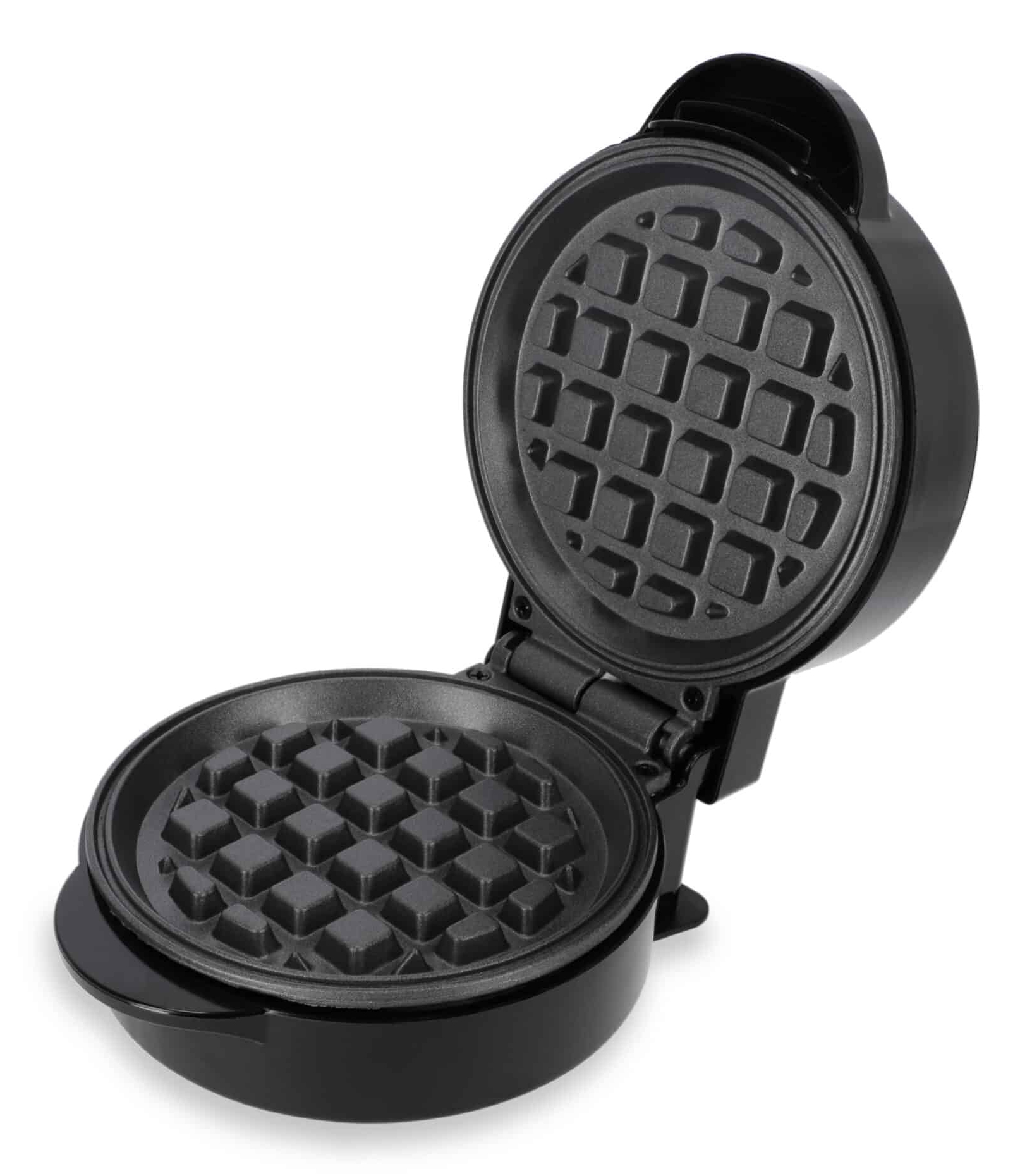 Czarna gofrownica, otwarta, pokazująca kratki do gofrów. Widoczne górna i dolna płyta.