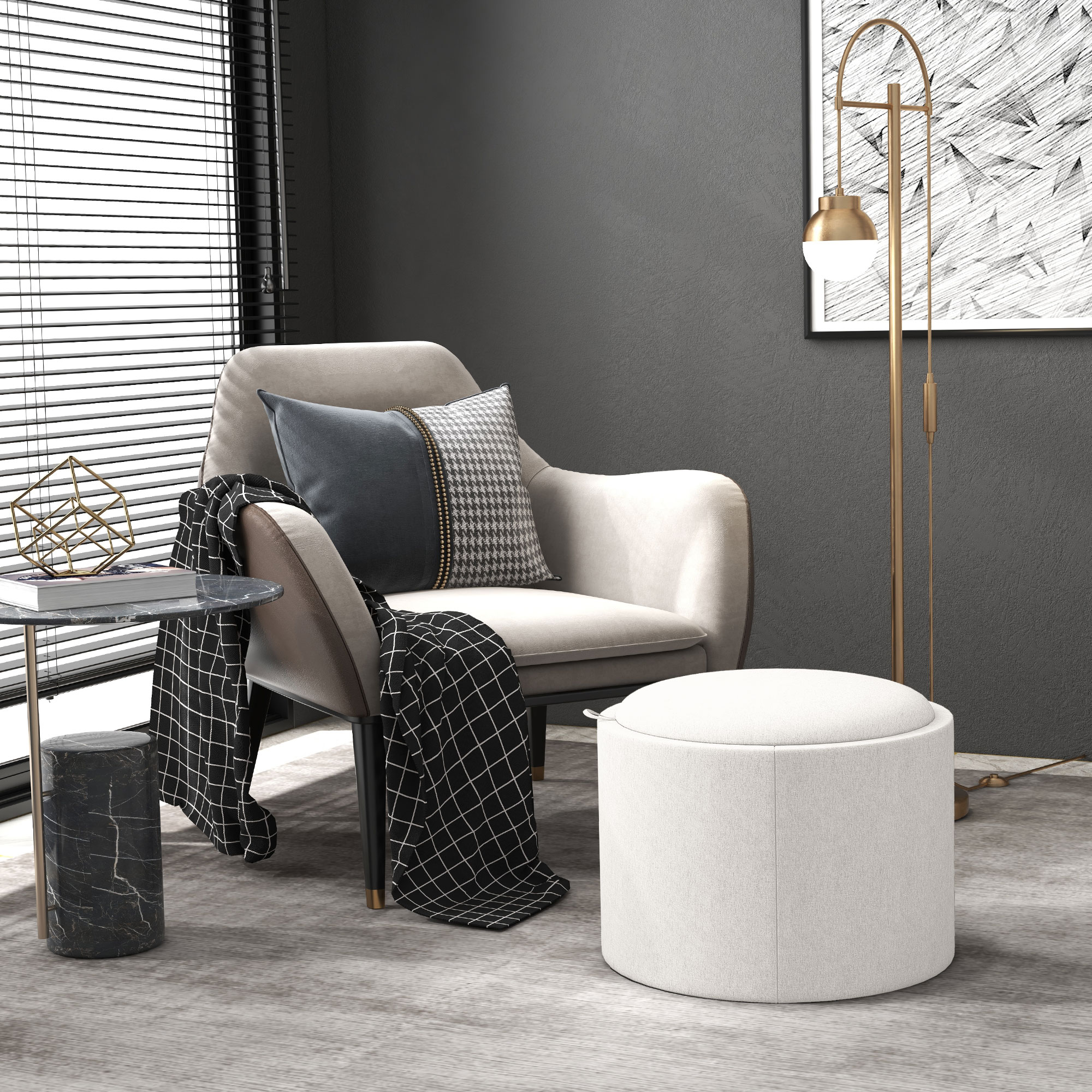 Wohnzimmer mit Stuhl, Kissen, Decke, Beistelltisch und Lampe.
