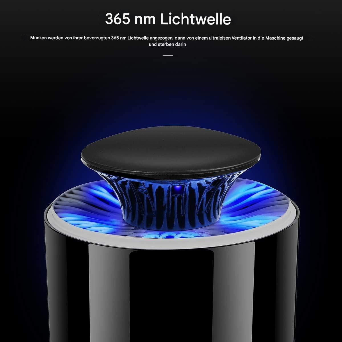 Insektenvernichter mit blauem Licht. Schwarzer Körper und Oberteil. Dunkler Hintergrund.
