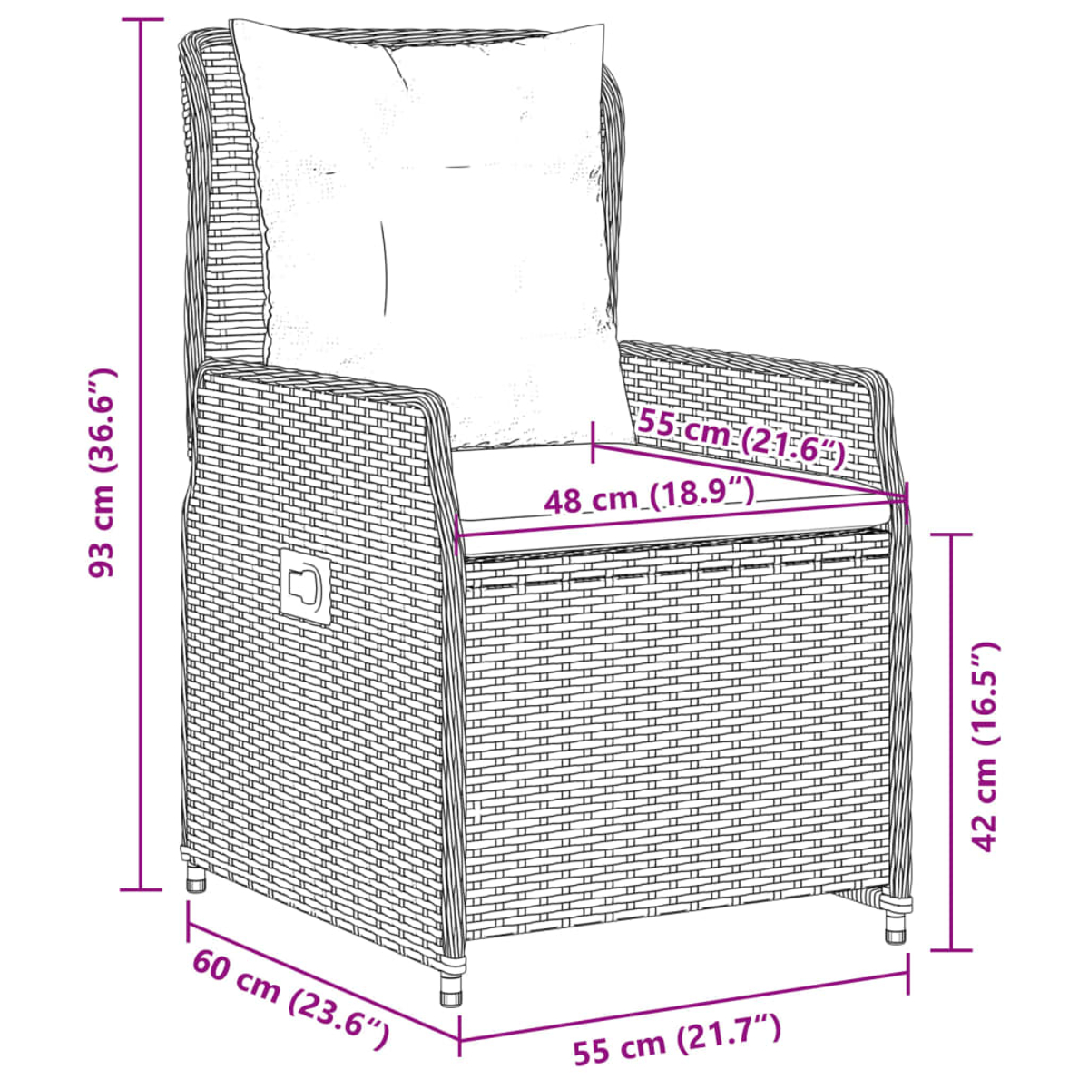 Ein Outdoor-Sessel aus Korbgeflecht mit cremefarbenem Kissen, mit Abmessungen in cm, auf weißem Grund.
