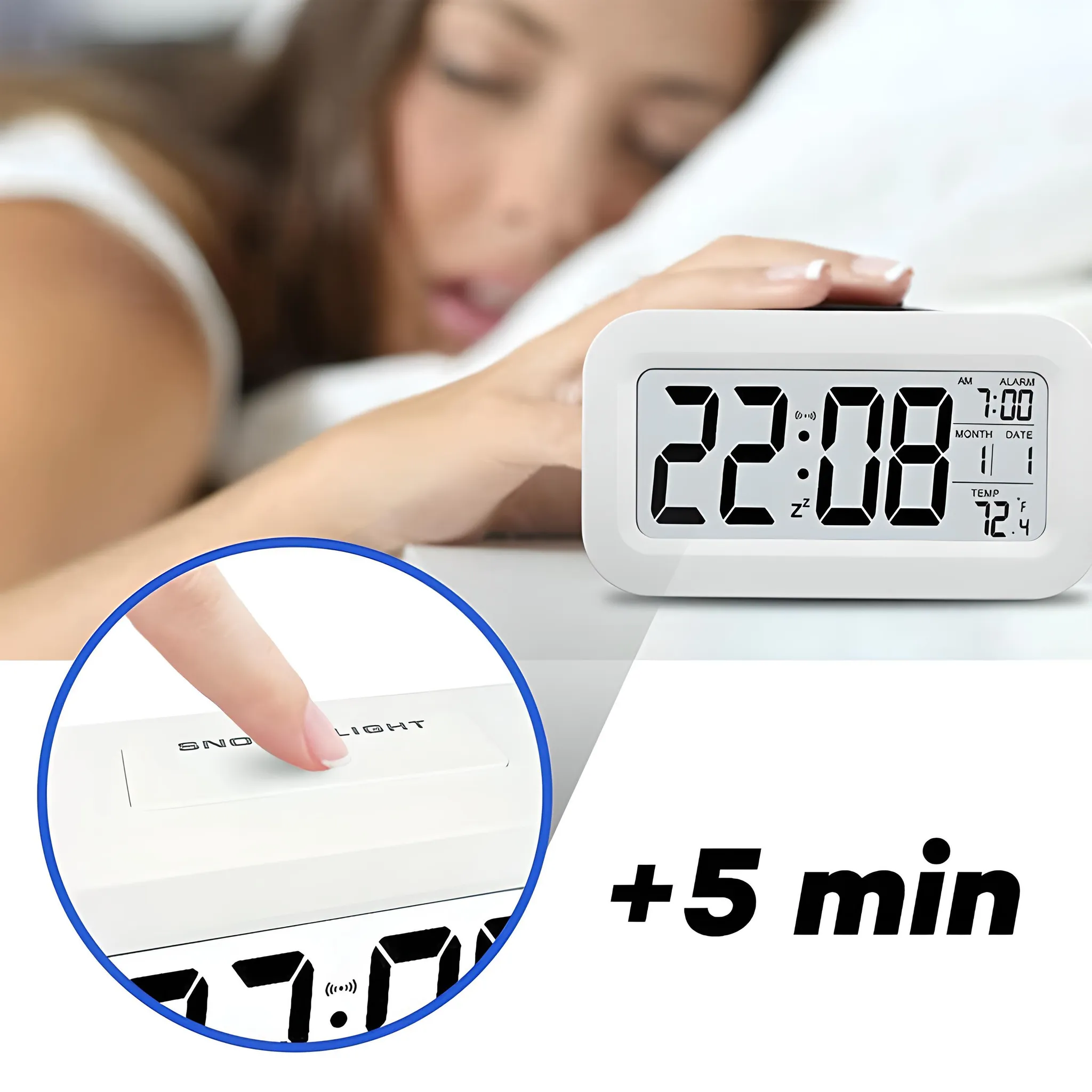 Frau schläft neben einem weißen Digitalwecker. Ein Knopf wird gedrückt, um dem Alarm 5 Minuten hinzuzufügen.