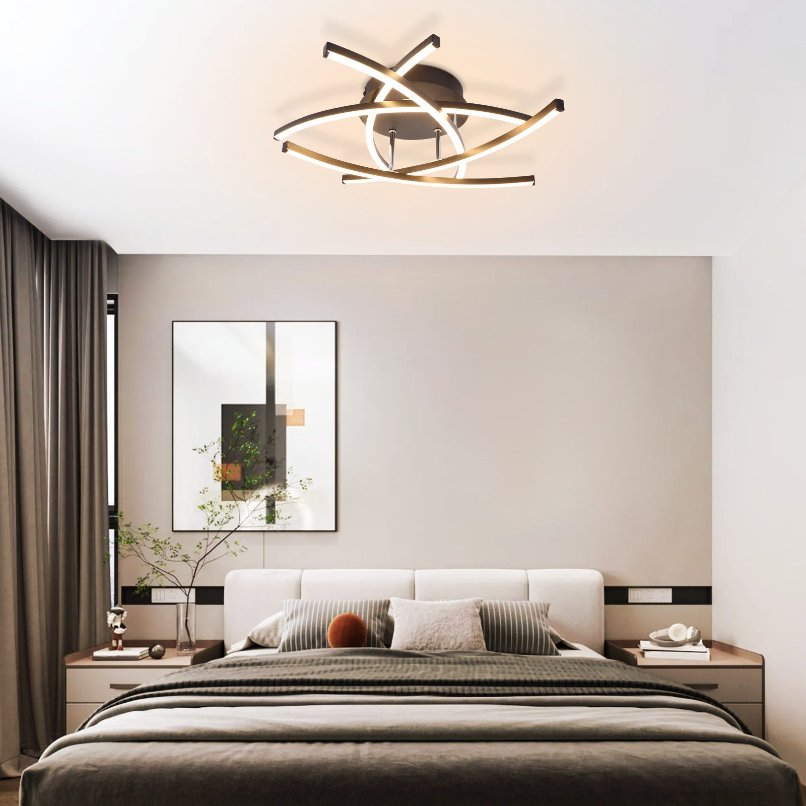 Camera da letto con un moderno apparecchio di illuminazione a soffitto, letto, comodini e opere d'arte.