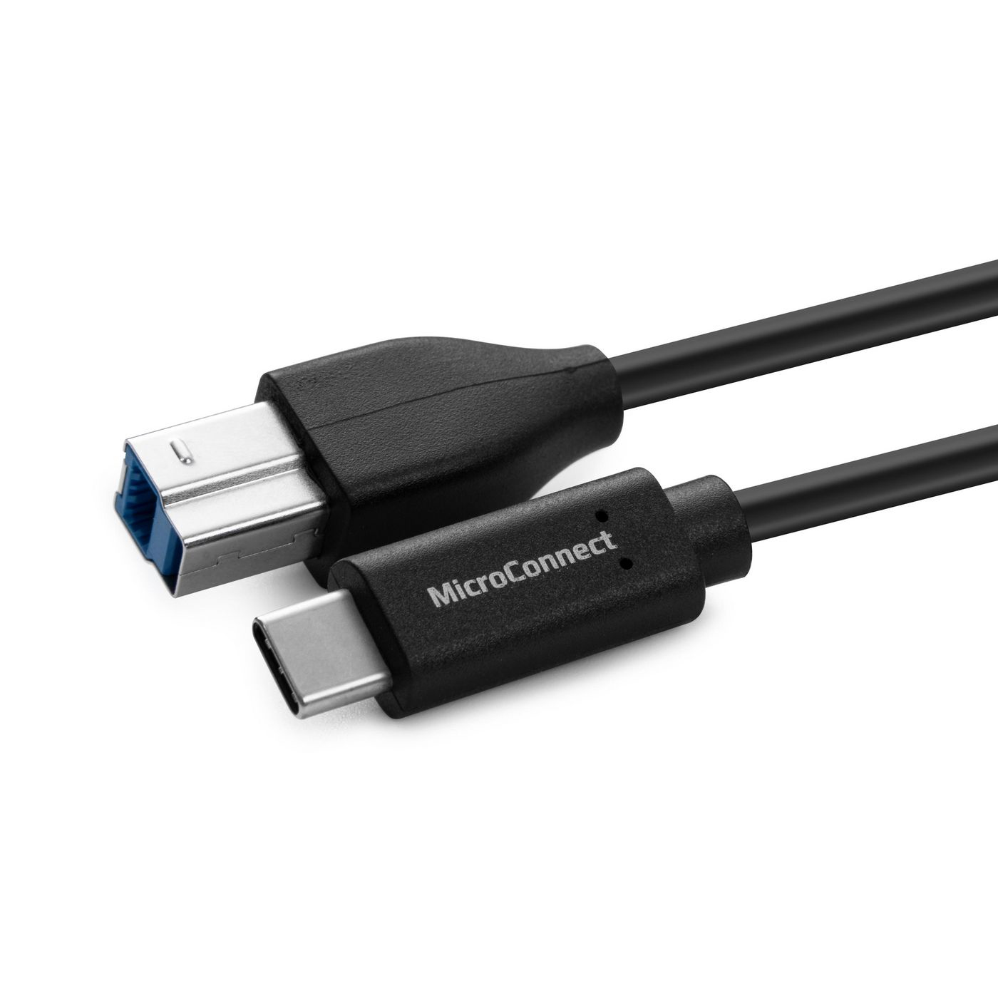 Un câble USB vers USB-C noir, avec un connecteur USB à une extrémité et USB-C à l'autre.