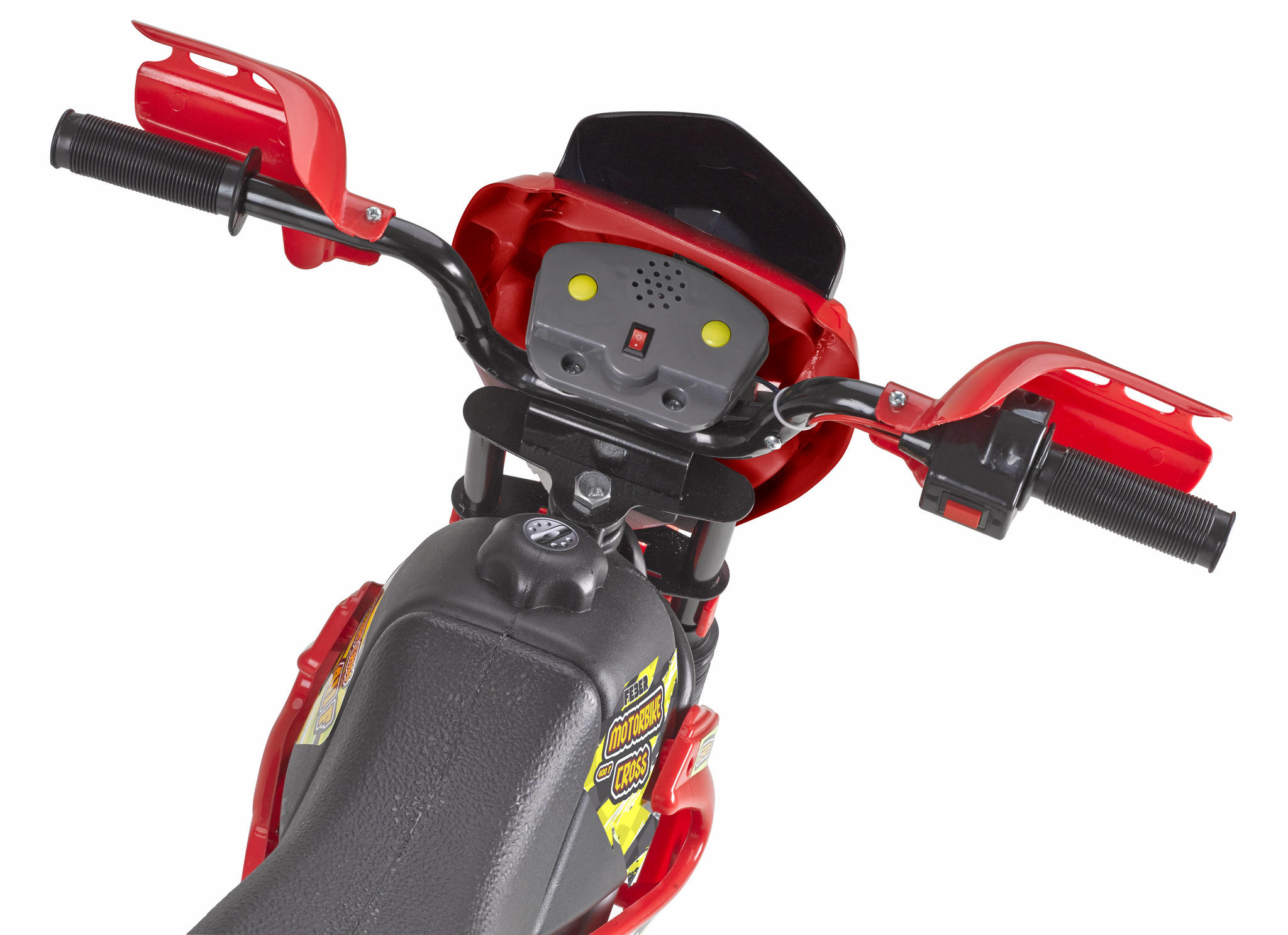 Primer plano del manillar y controles de una moto de juguete roja y negra.