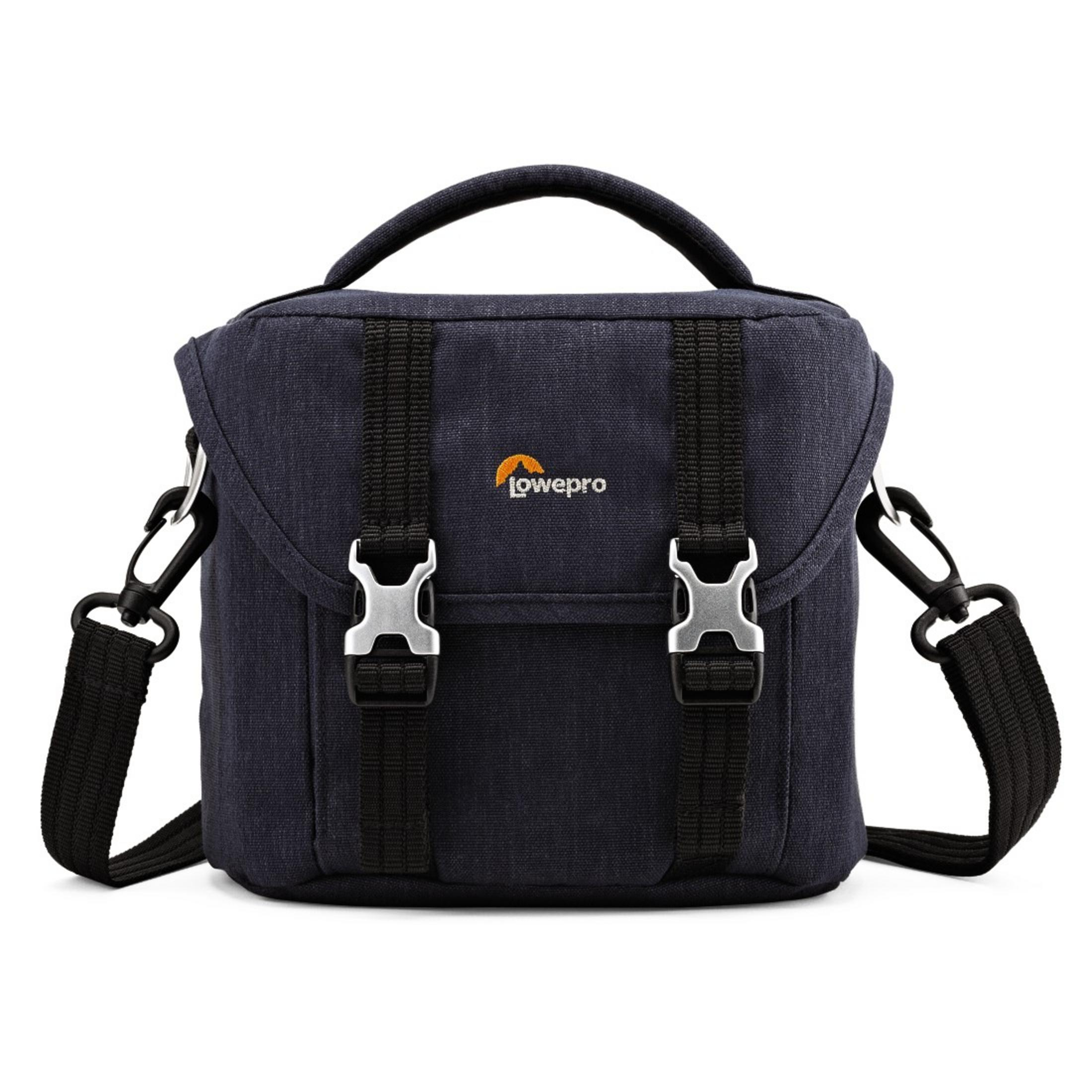 Dunkelblaue Lowepro Kameratasche mit silbernen Schnallen.