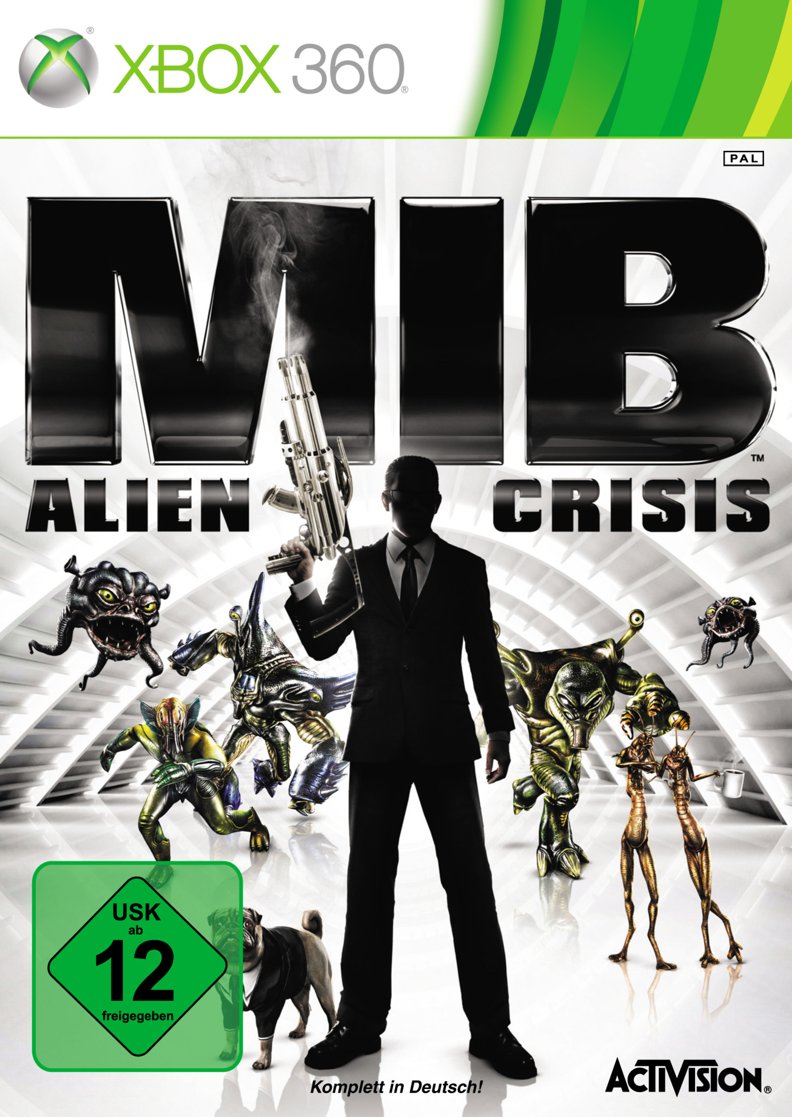 Men in Black: Alien Crisis-Spielcover. Ein Mann im schwarzen Anzug hält eine Waffe, Aliens im Hintergrund.