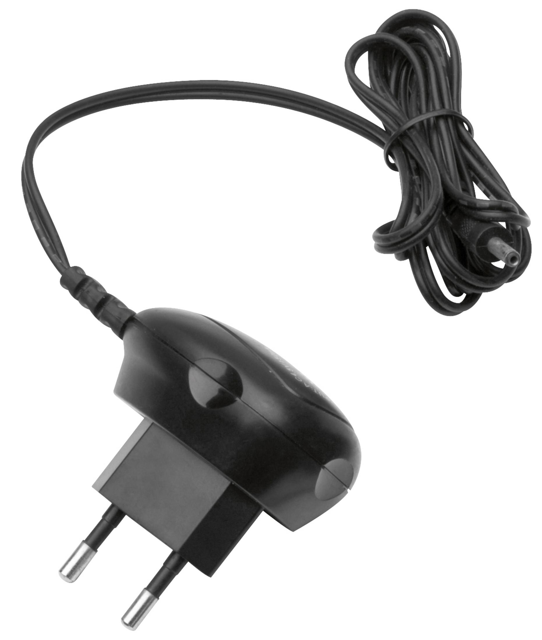 Czarny zasilacz z wtyczką i zwiniętym czarnym kablem na białym tle.