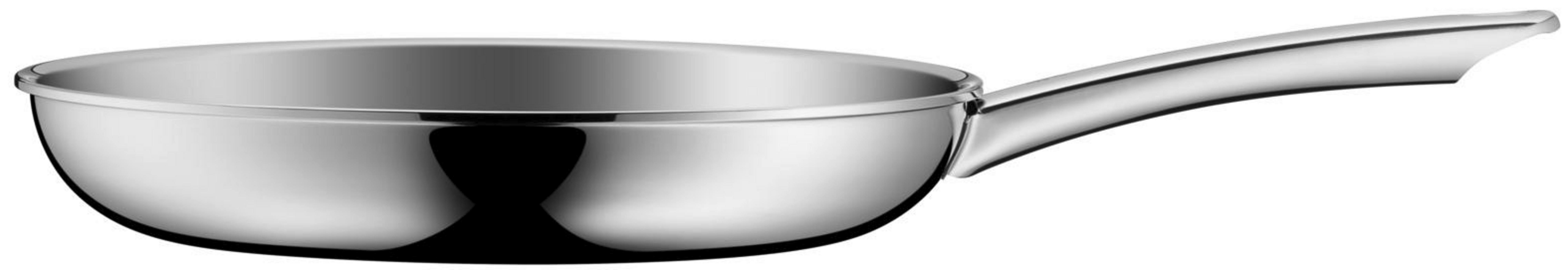 Błyszcząca patelnia ze stali nierdzewnej z długim uchwytem, na białym tle.