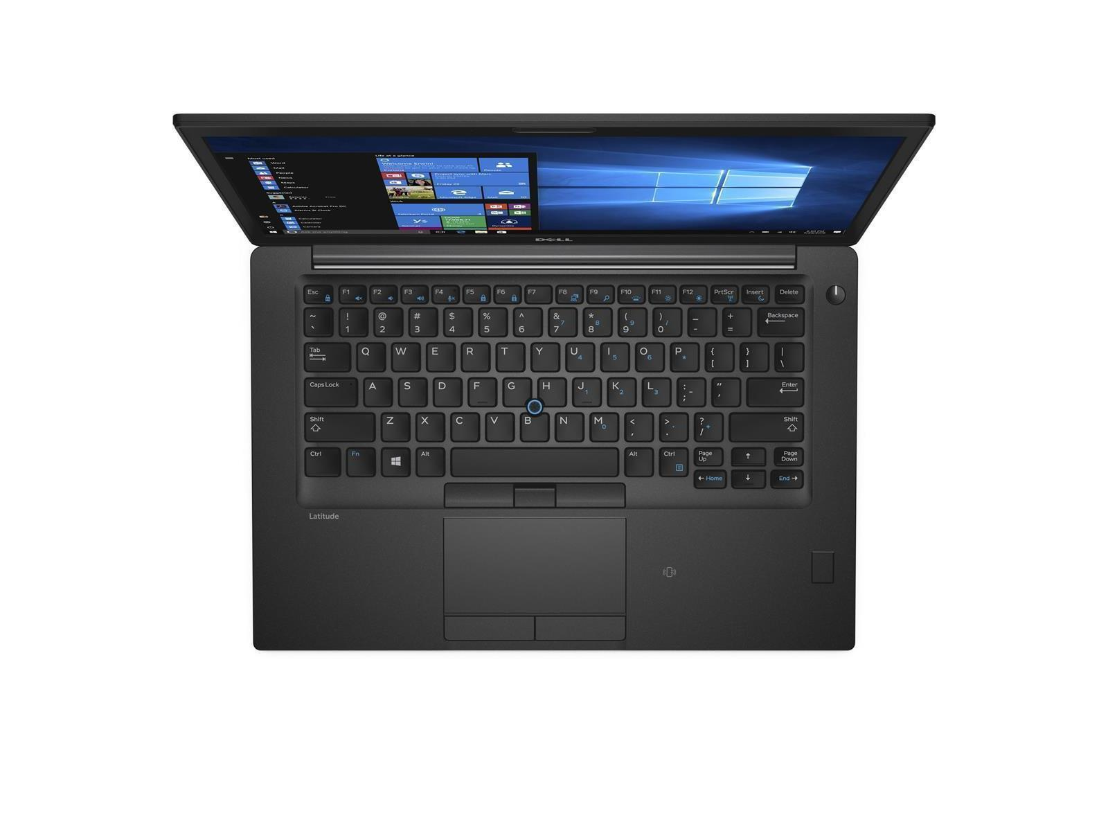 Ein geöffneter schwarzer Laptop von oben, isoliert auf weißem Hintergrund.