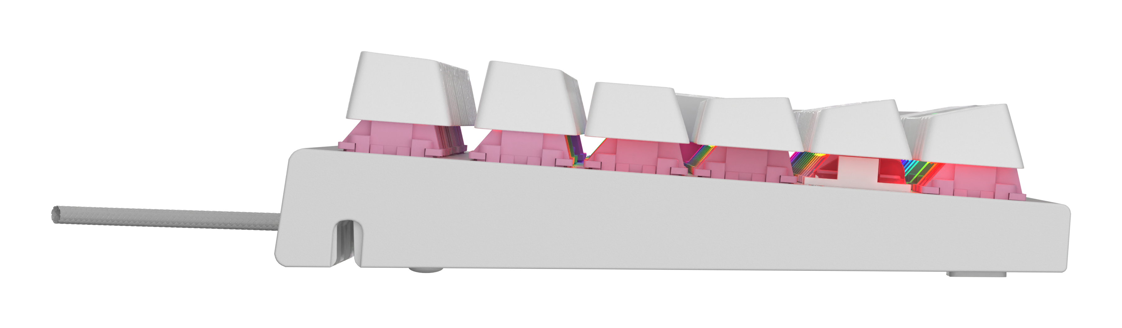 Widok z boku białej klawiatury. Klawisze z kolorowymi światłami. Różowe przełączniki.