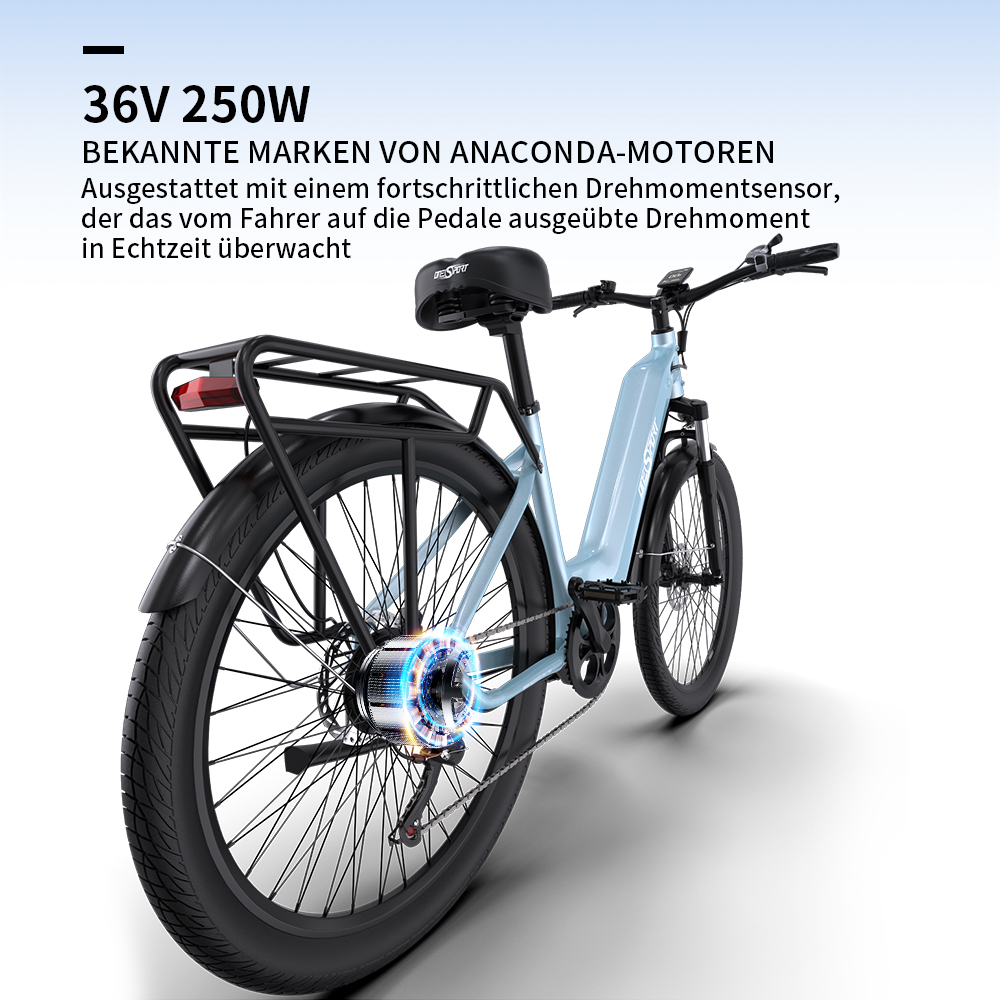 Ein hellblaues Elektrofahrrad. Das Fahrrad hat einen schwarzen Gepäckträger hinten.