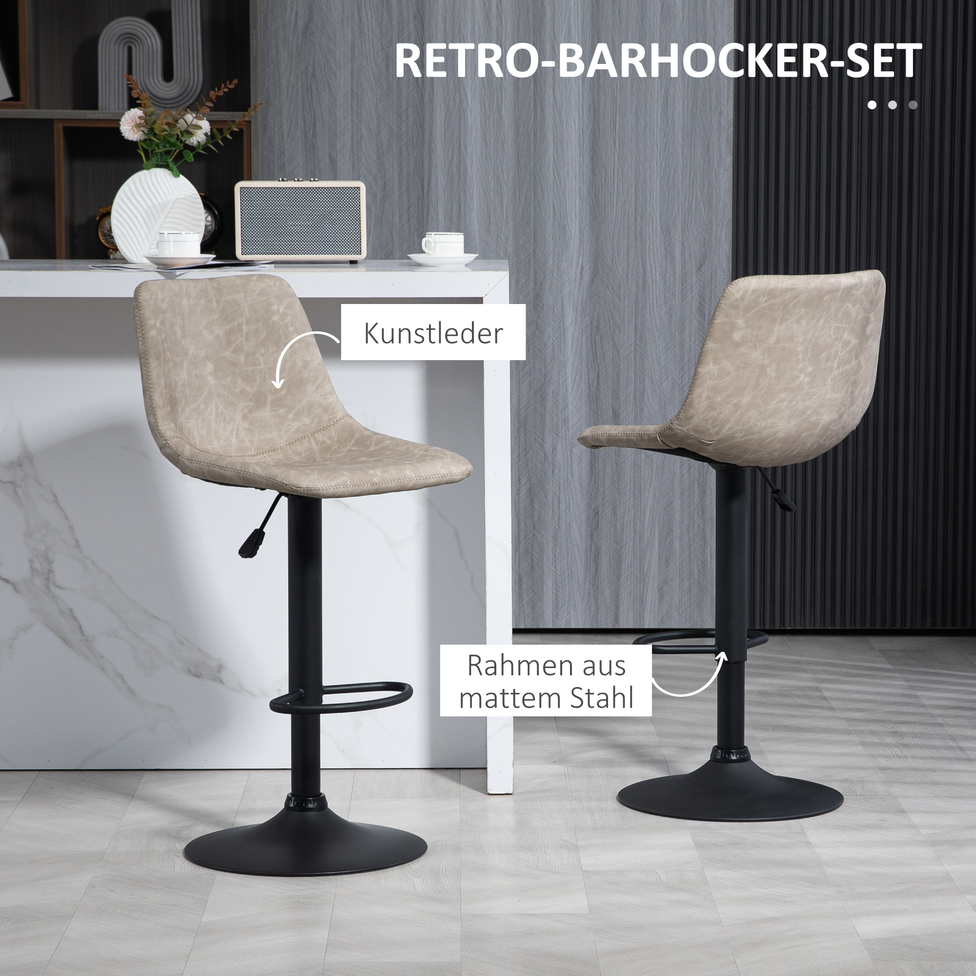 Zwei beigefarbene Barhocker mit schwarzen Basen. Text: Retro Barhocker-Set, Kunstleder, Rahmen aus mattem Stahl.