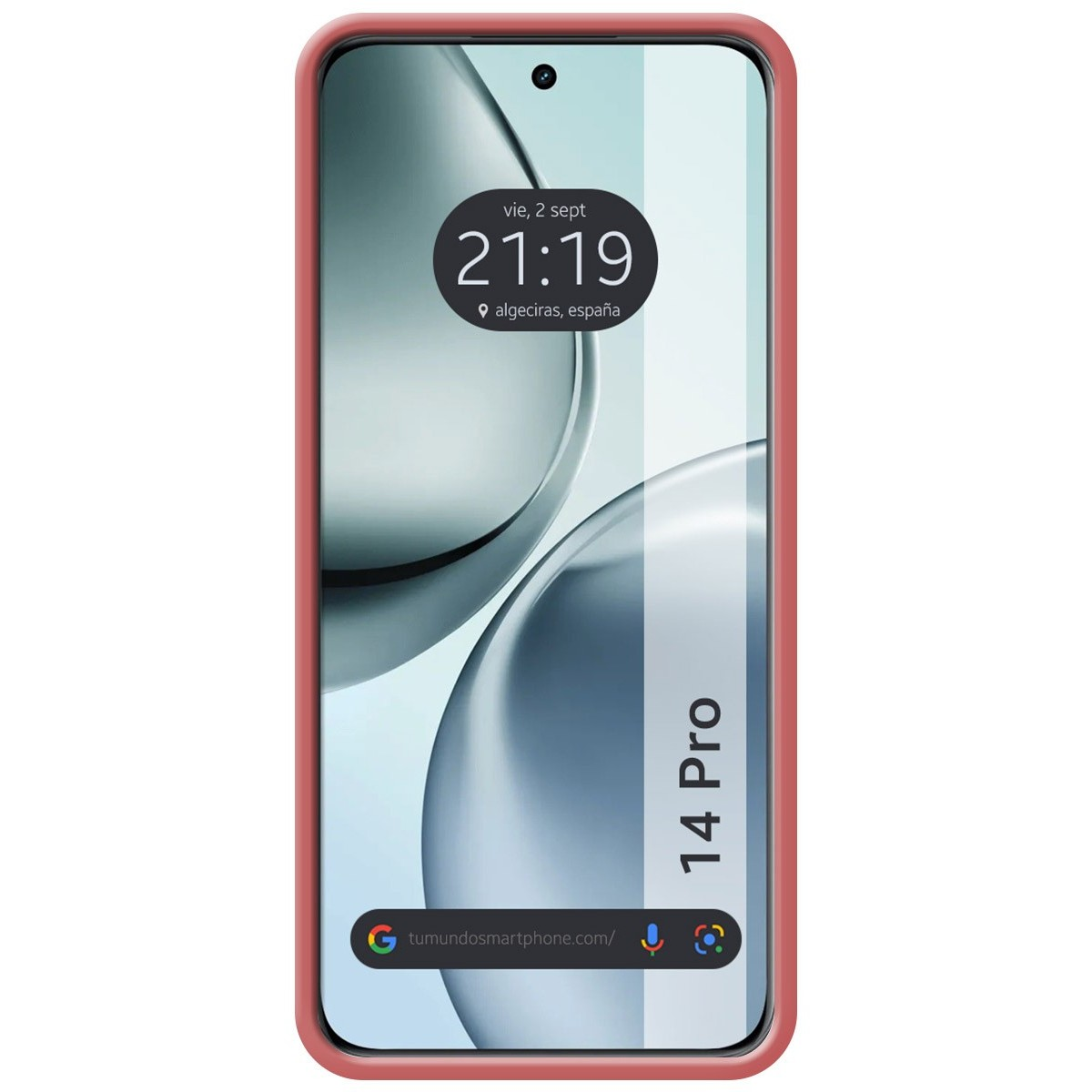 Smartphone con custodia rossa. Lo schermo mostra l'ora e il logo del sito web. Lo sfondo è sfocato.