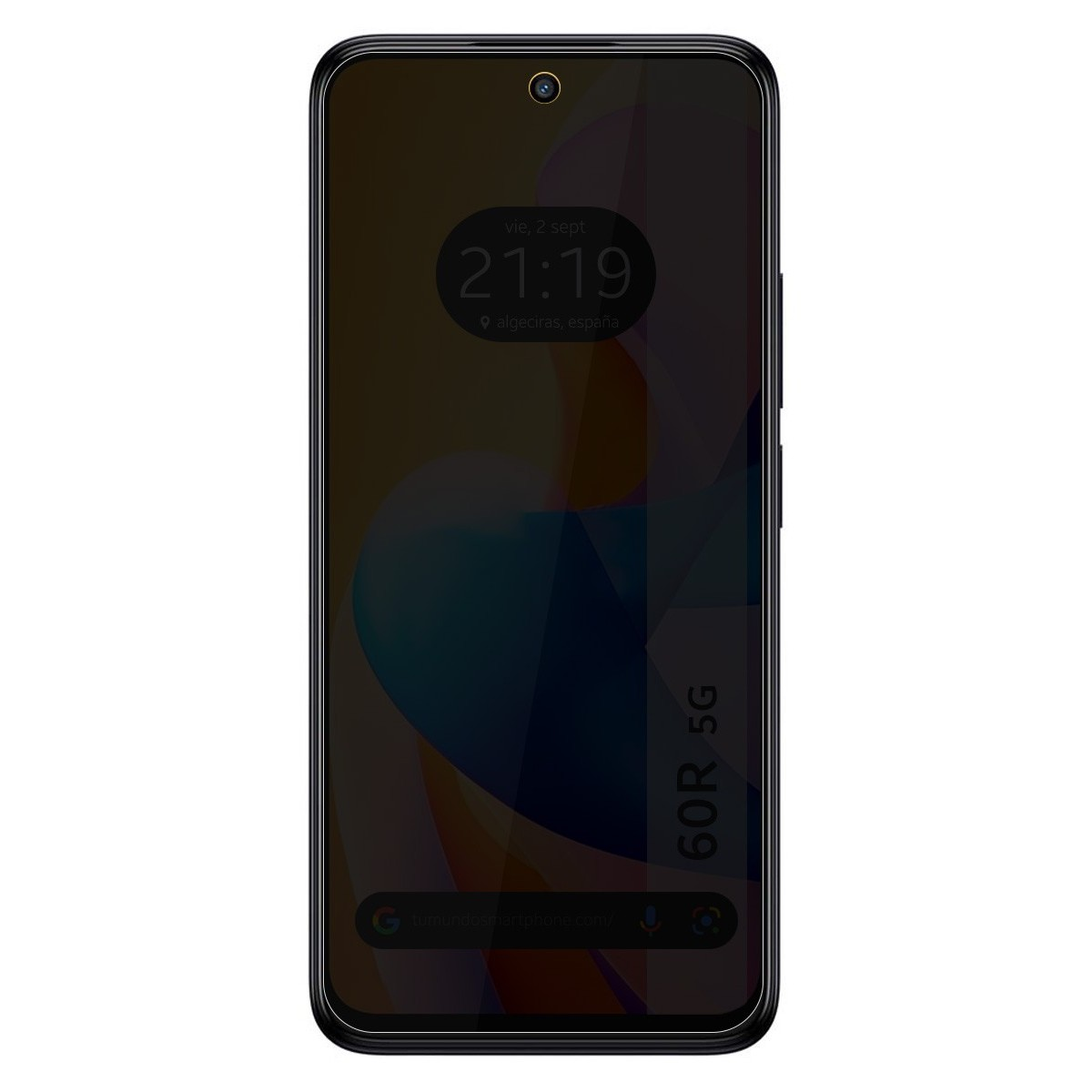 Schermo dello smartphone che mostra ora, data e posizione. Lo schermo è scuro e oscurato.