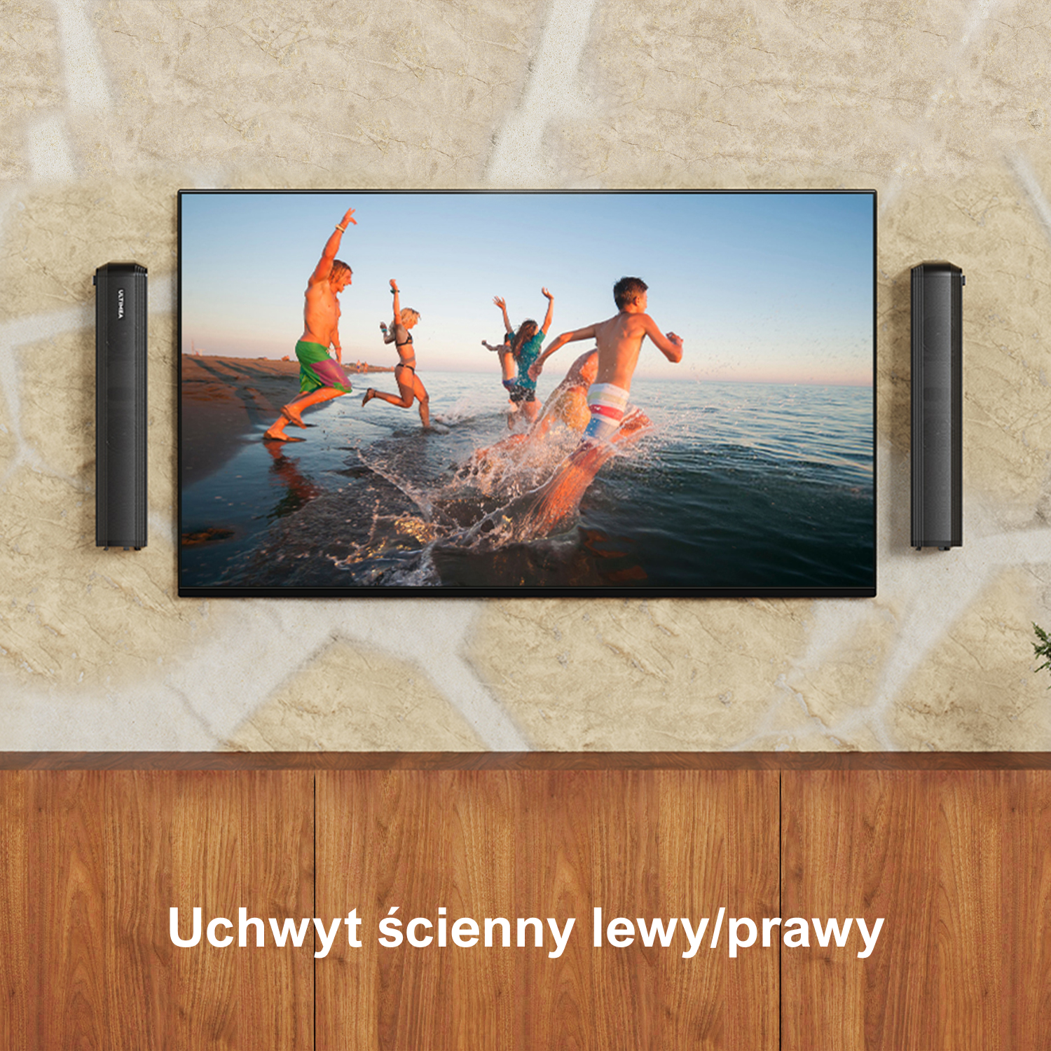 Ekran telewizora pokazujący ludzi w wodzie, zamontowany na drewnie. Dwa czarne głośniki po bokach.