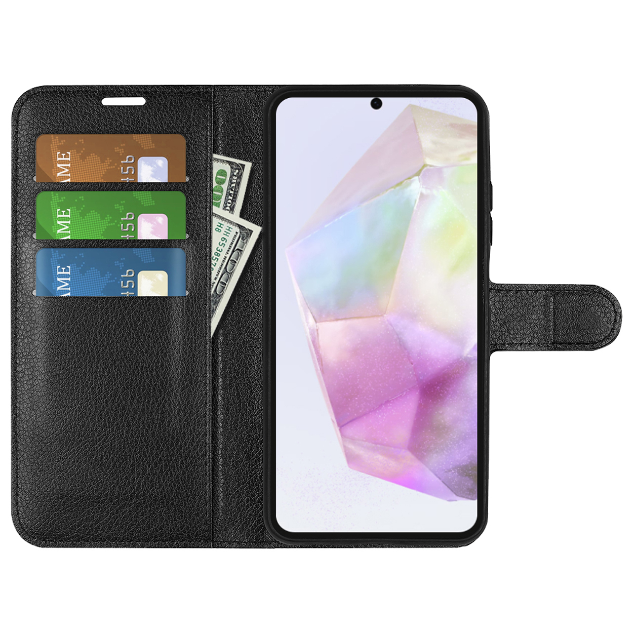 Zwarte telefoonhoes met creditcards en geld erin. De telefoon geeft een kristalachtige afbeelding weer. Witte achtergrond.