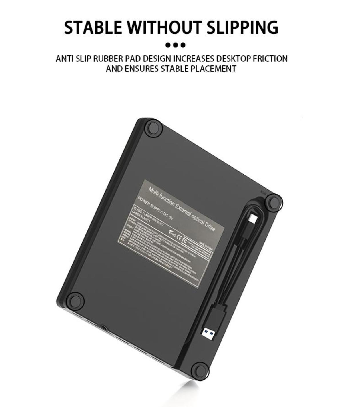 Schwarzes externes optisches Laufwerk mit USB-Kabel. Es hat vier schwarze Gummifüße und ein Etikett mit Text.
