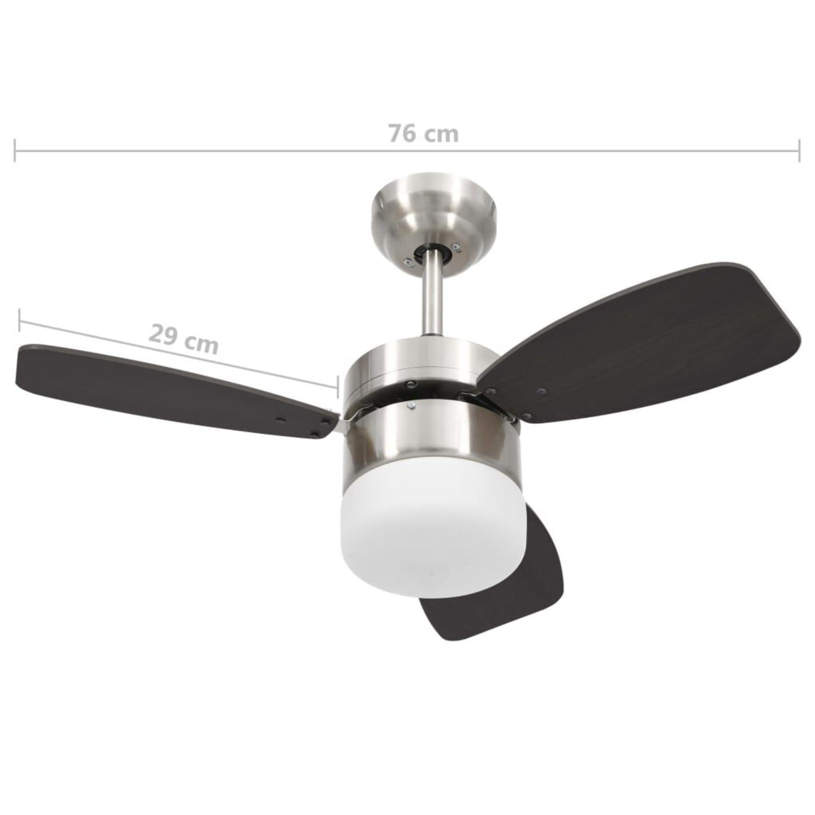Deckenventilator mit drei dunklen Flügeln und einem Licht. Abmessungen sind angegeben. Weißer Hintergrund.