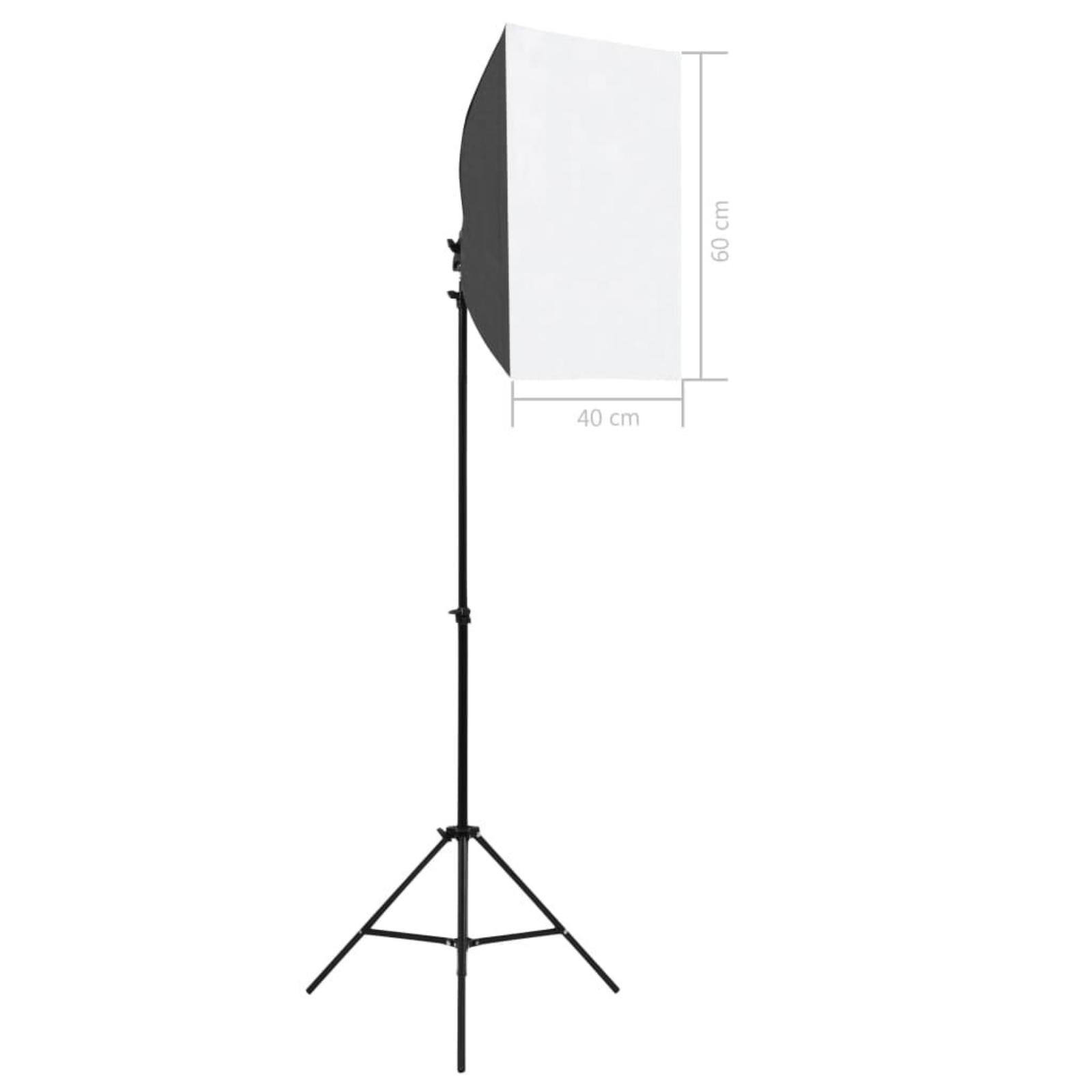 Studio-Lichtstativ mit rechteckiger Softbox. Abmessungen werden gezeigt.