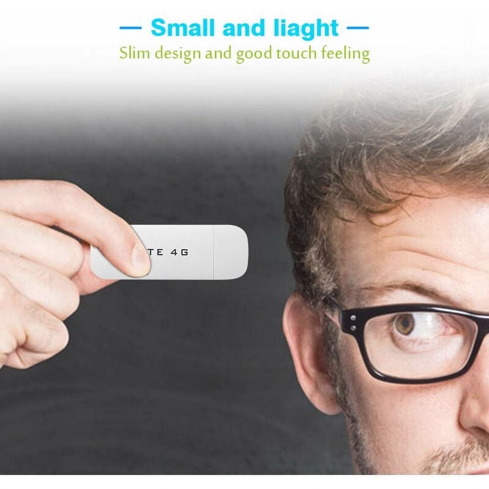 Person hält weißen LTE 4G USB-Dongle. Text: Klein und leicht.