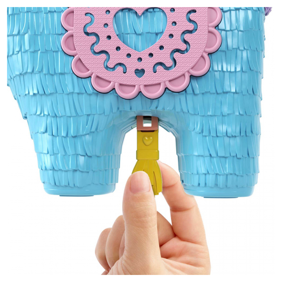 Eine Hand zieht eine gelbe Quaste von der Unterseite einer blauen Piñata.