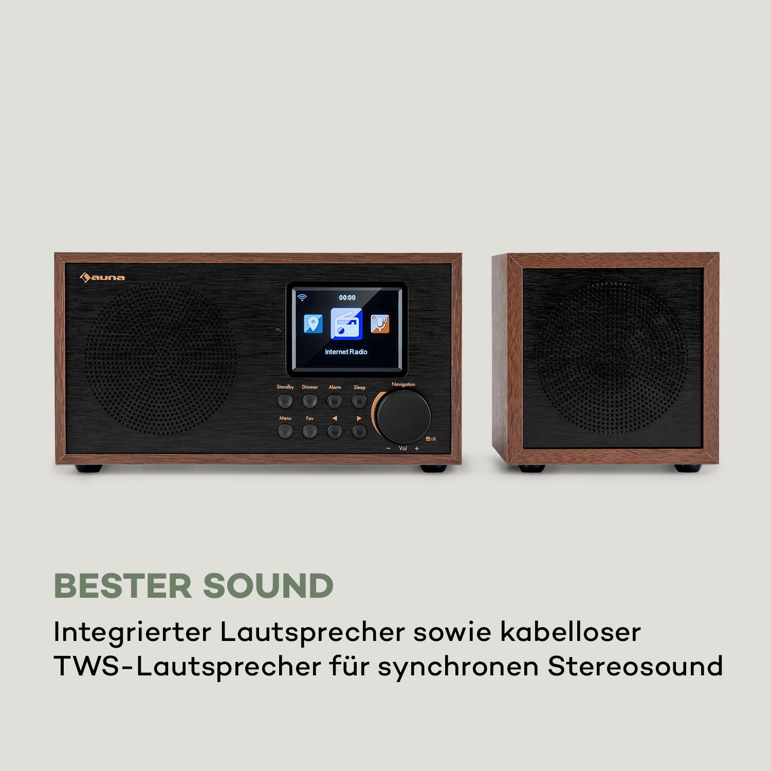 Zwei Radios, eines mit Bildschirm, zeigt Bedienelemente. Holzoptik. Text sagt 'Bester Sound' und beschreibt Lautsprecher.