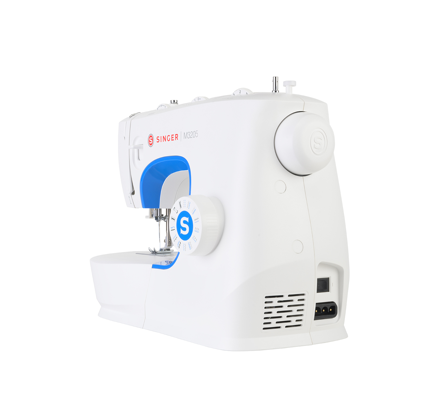 Biała maszyna do szycia Singer z niebieskimi akcentami. Zawiera pokrętło i igłę.