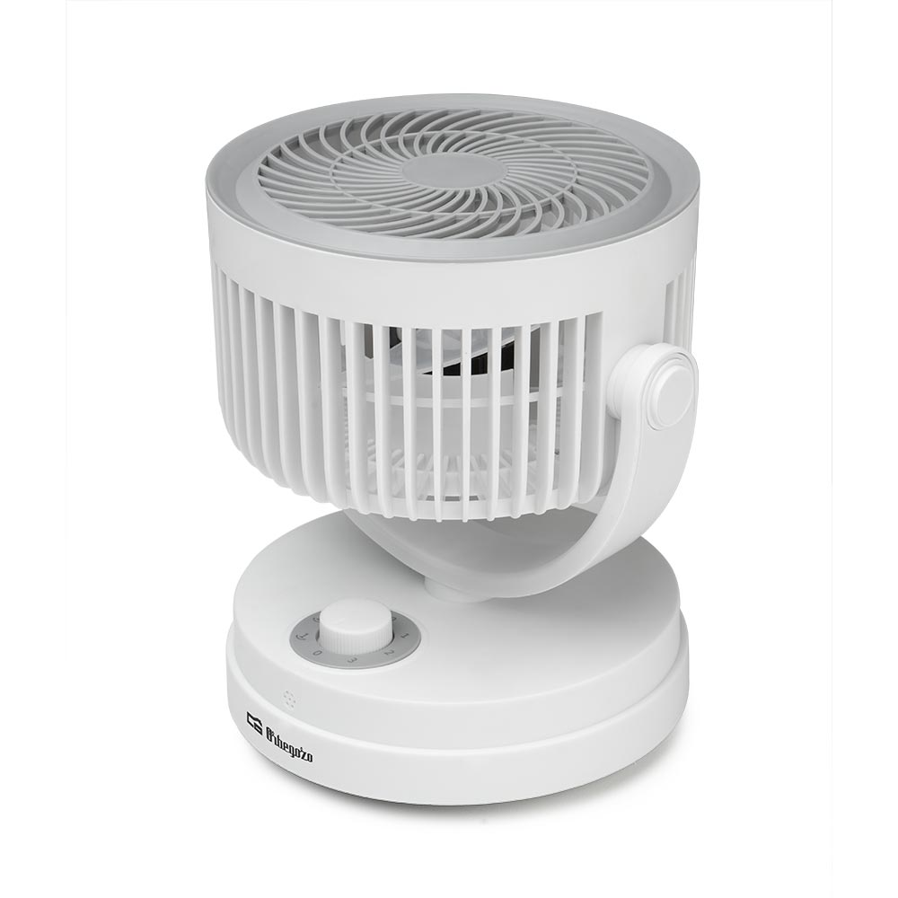 Ventilador de escritorio blanco con diseño circular, cabezal giratorio y mando.