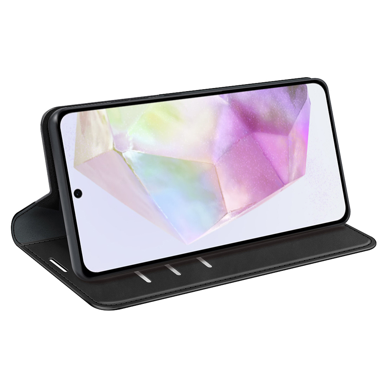 Smartphone noir dans un étui en cuir noir. L'écran affiche une image colorée. Vue en angle.