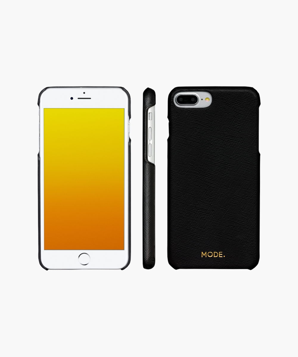 Tre viste di un telefono bianco con schermo sfumato giallo-arancione in custodia nera.